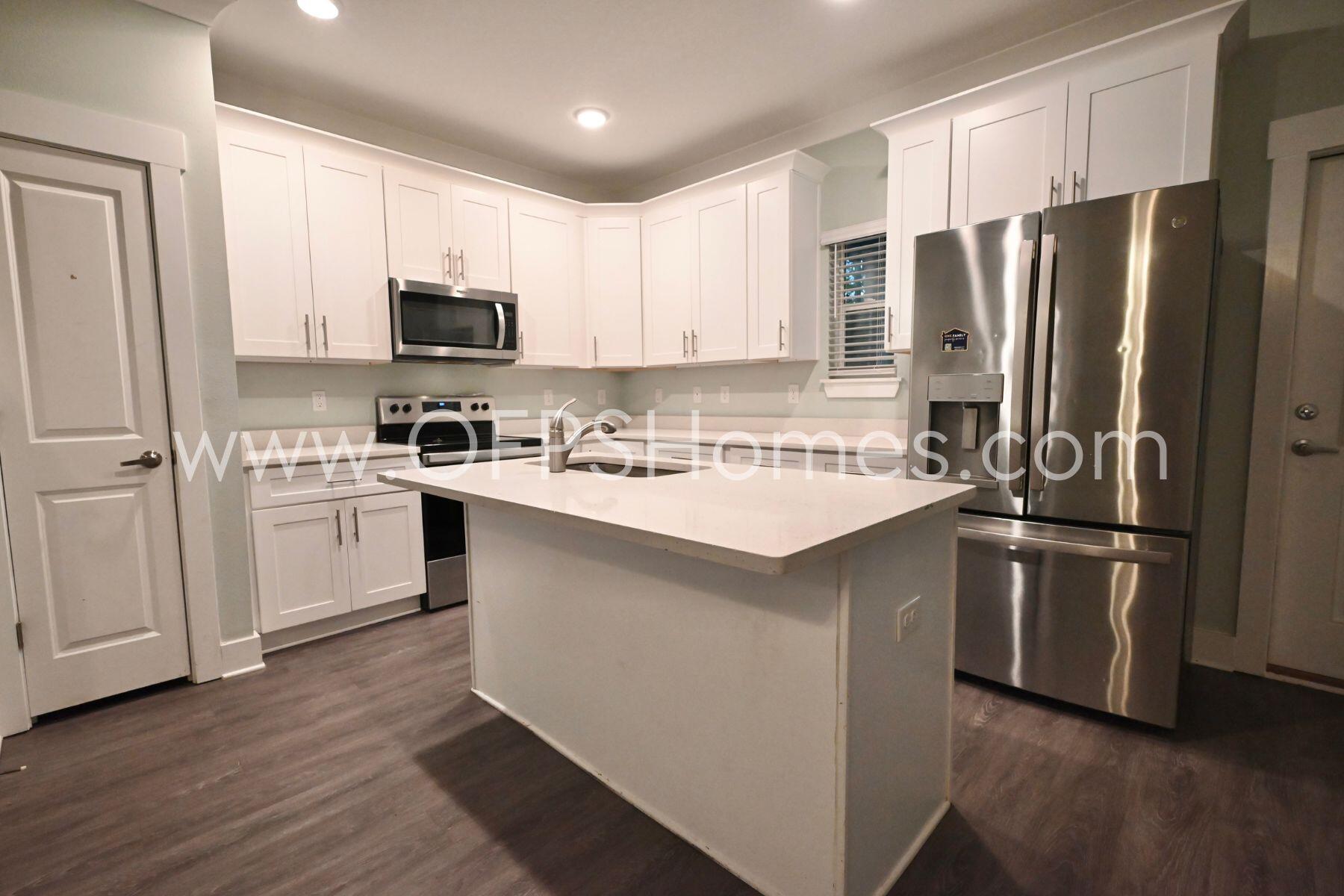 VERANDAS OF FREEPORT, THE - Residential Lease