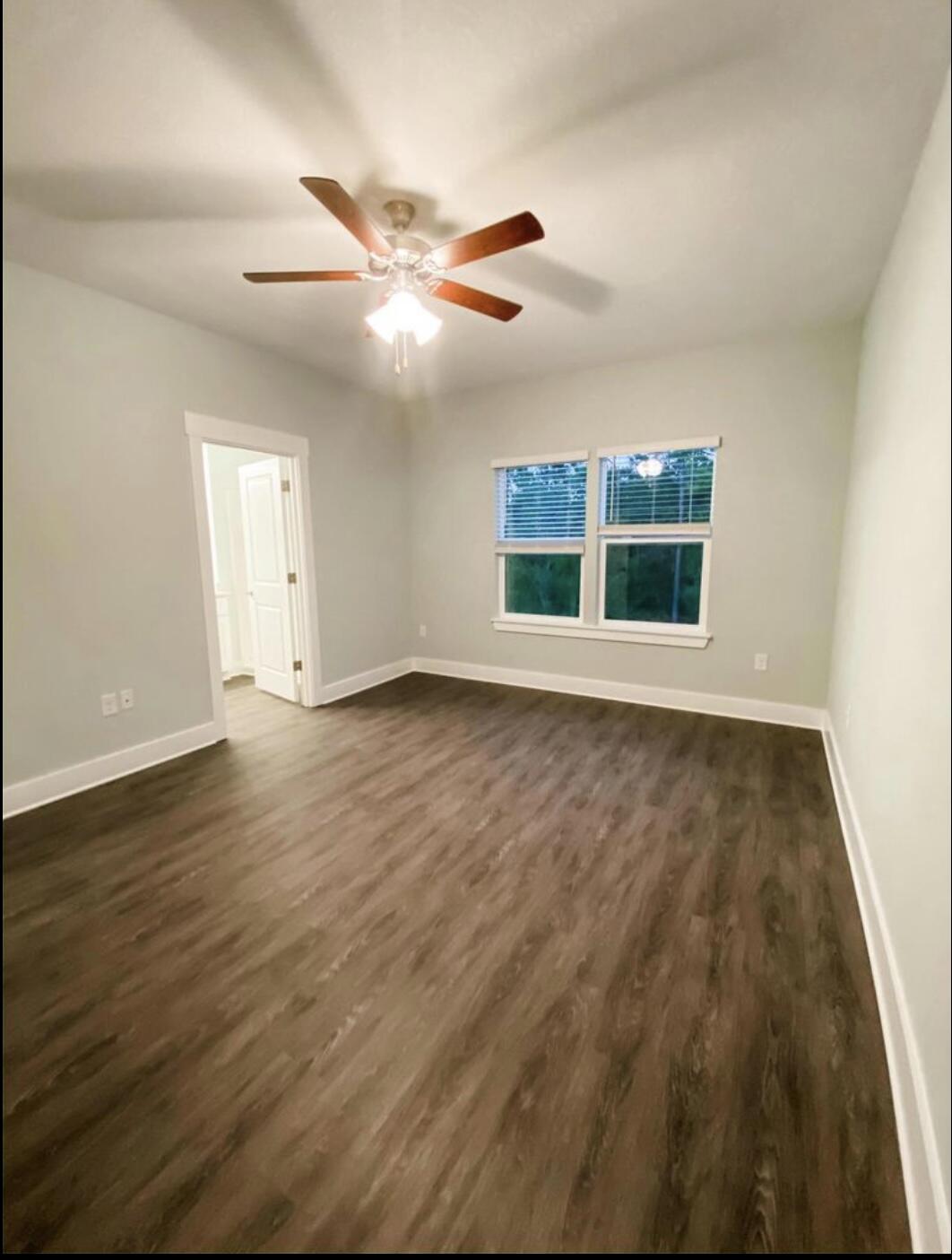 VERANDAS OF FREEPORT, THE - Residential Lease