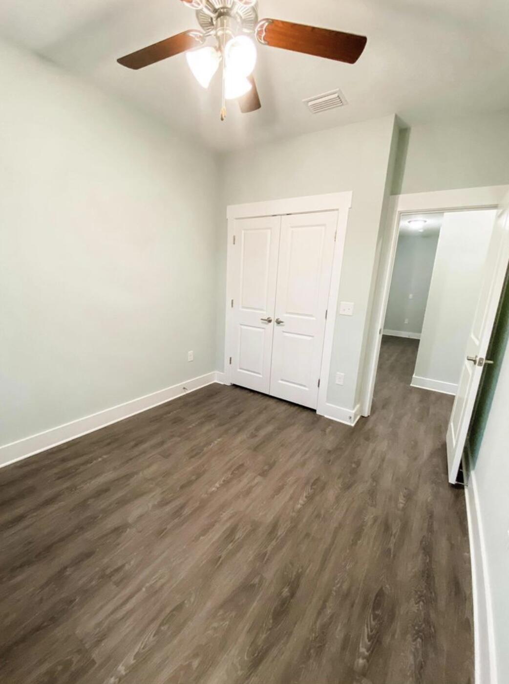 VERANDAS OF FREEPORT, THE - Residential Lease