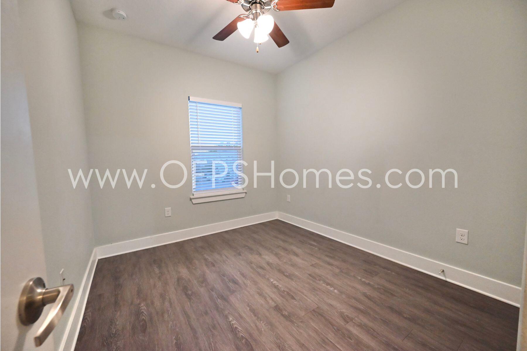 VERANDAS OF FREEPORT, THE - Residential Lease