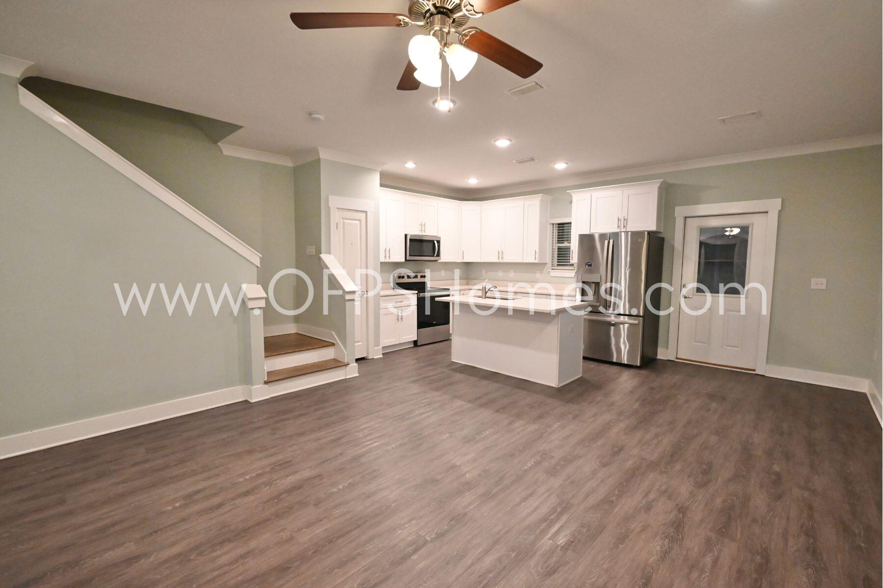 VERANDAS OF FREEPORT, THE - Residential Lease