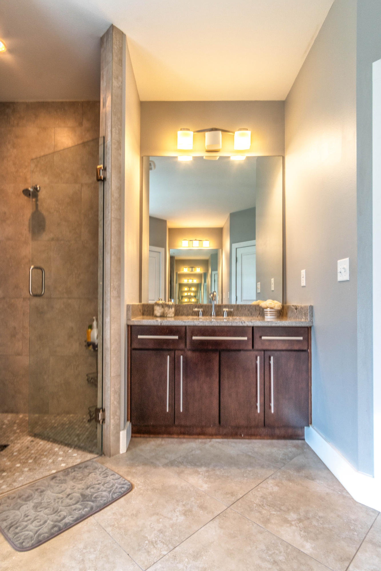 ALICIA PLACE - Residential