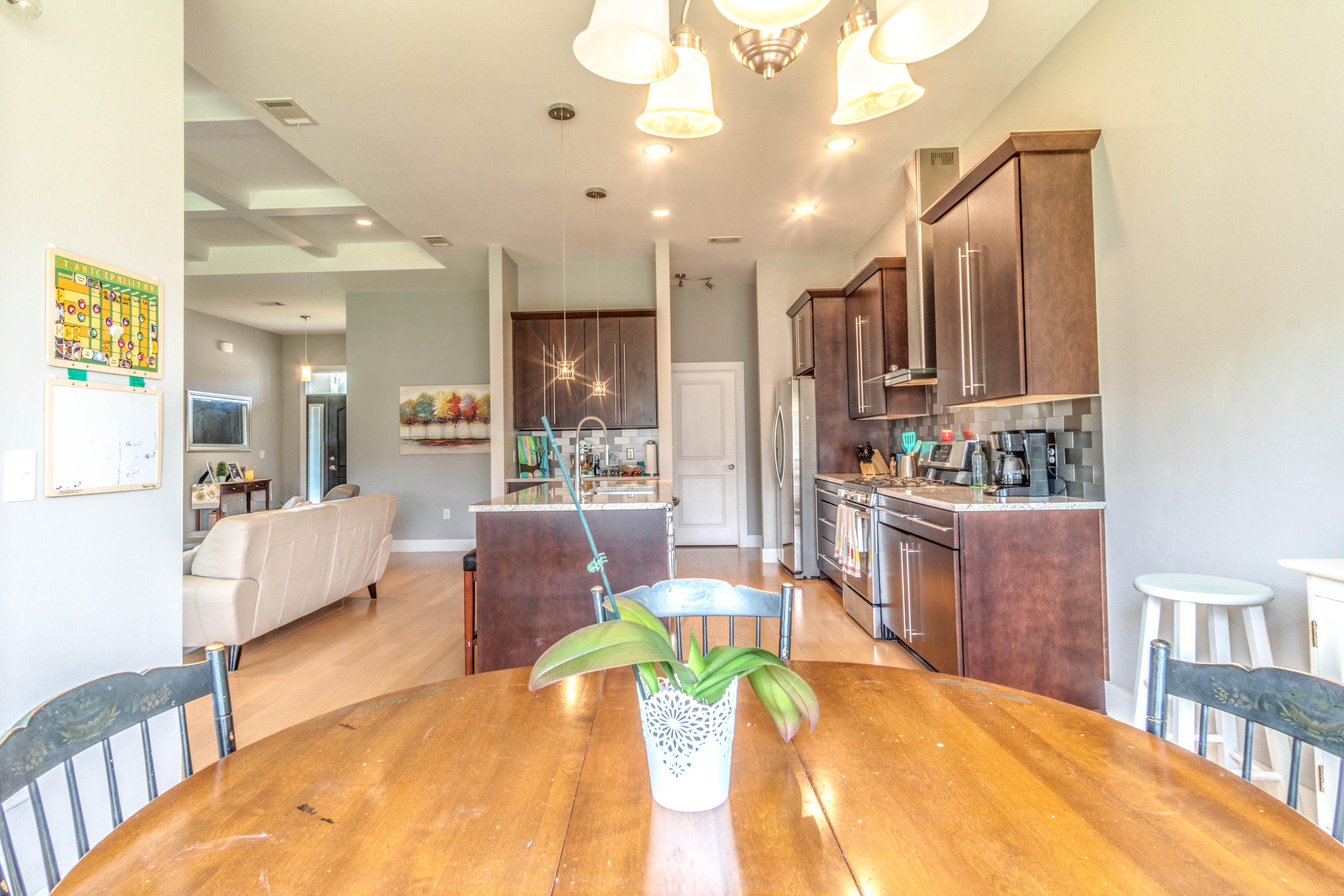 ALICIA PLACE - Residential