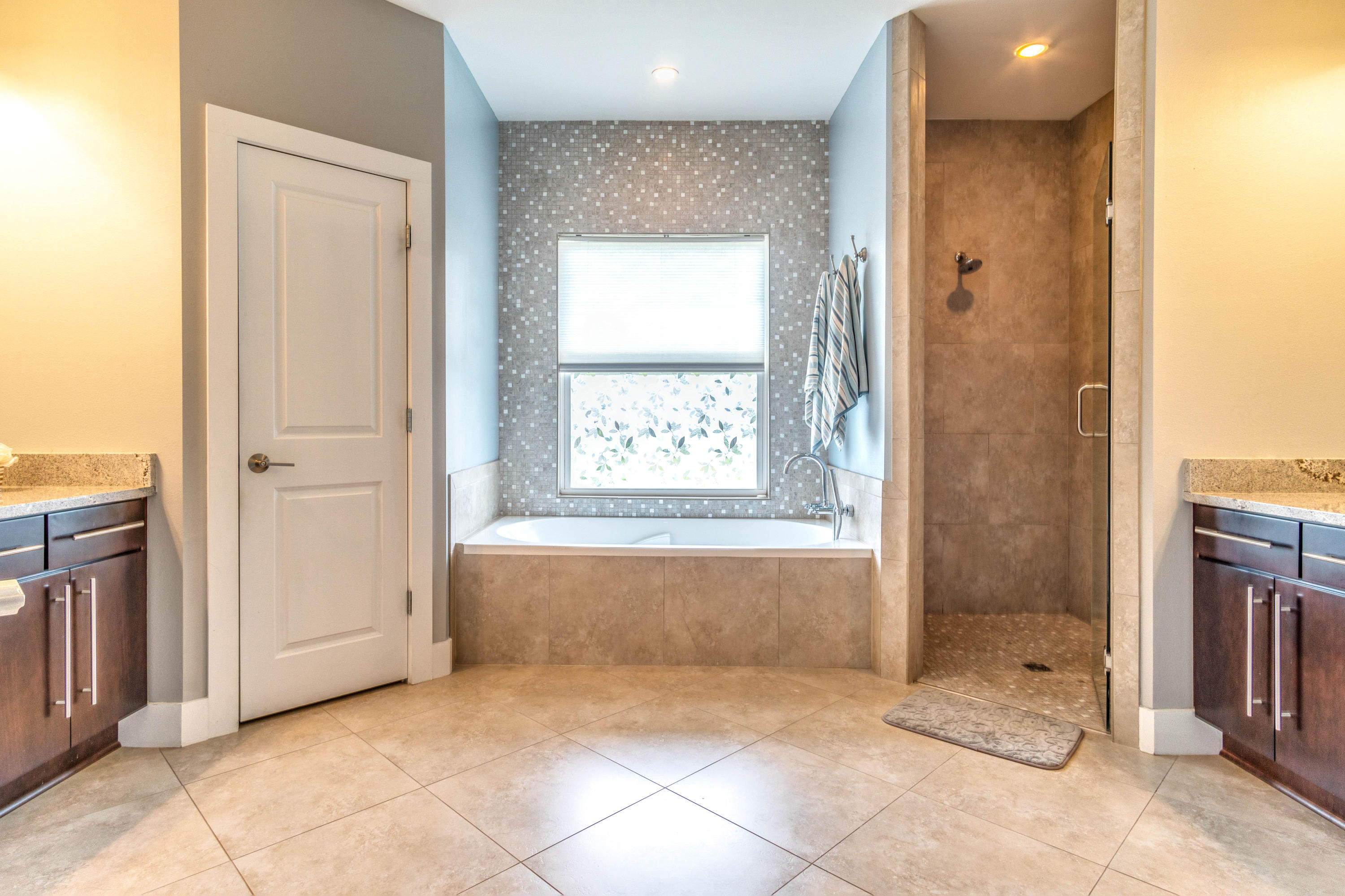 ALICIA PLACE - Residential