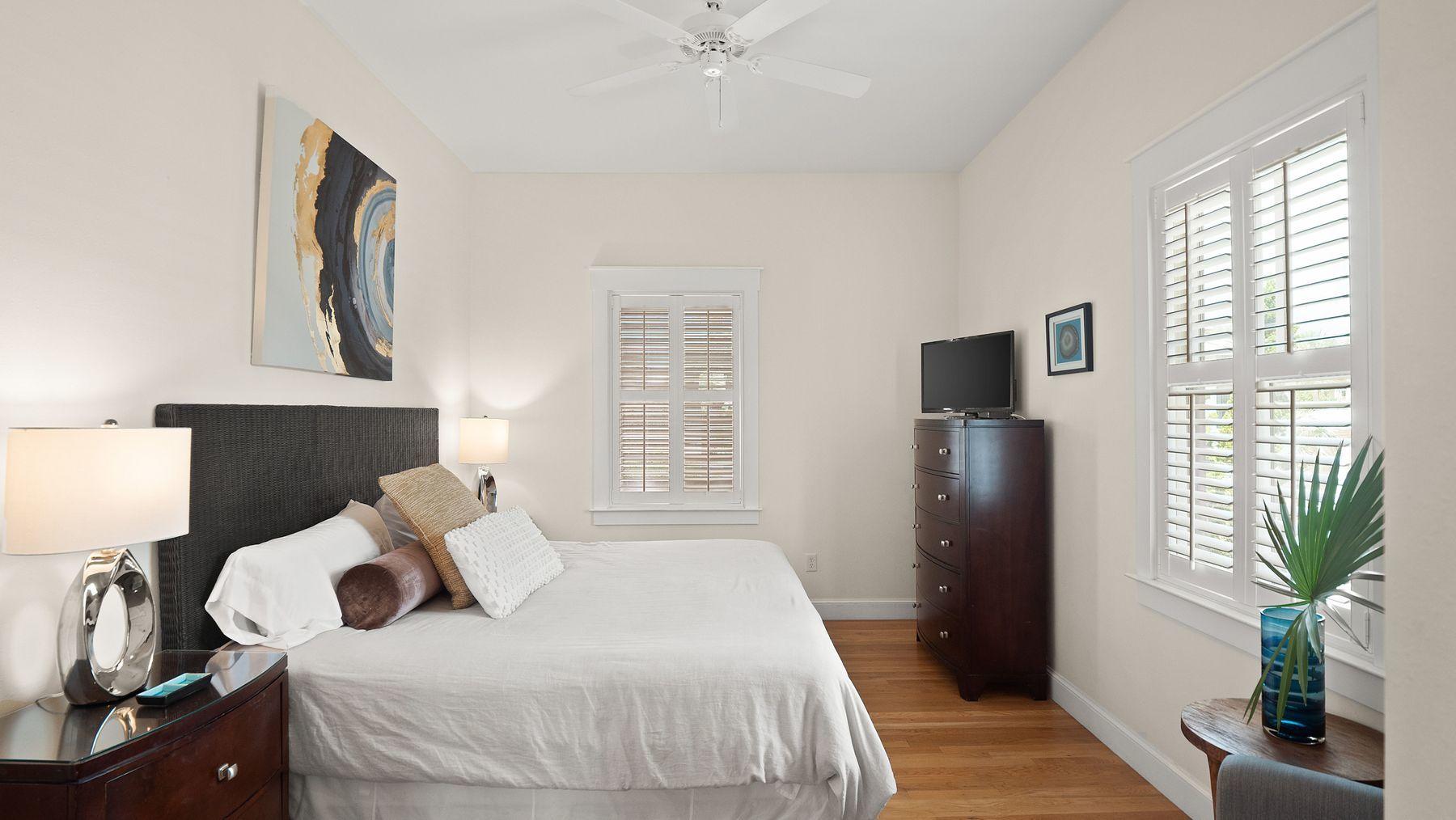 SUNSET BEACH - Residential