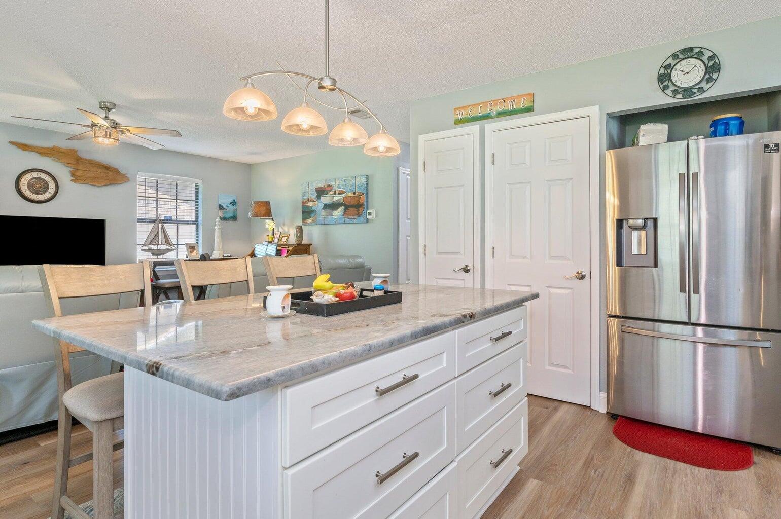 MORRIS ADD C/V E18 FT LOT 8 & ALL LOTS 9 & 10 BLK 24 - Residential Lease