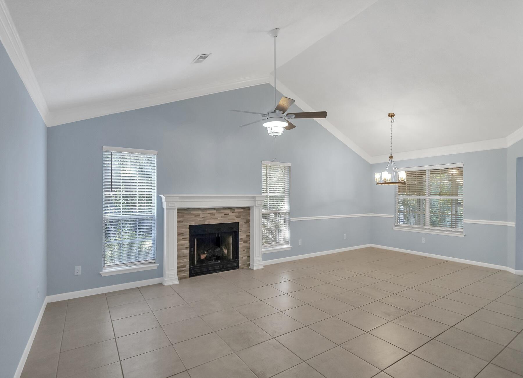 FAIRWAY LAKES PH 2 - Residential