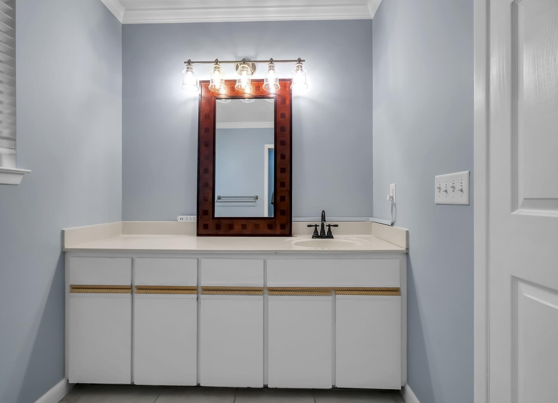 FAIRWAY LAKES PH 2 - Residential