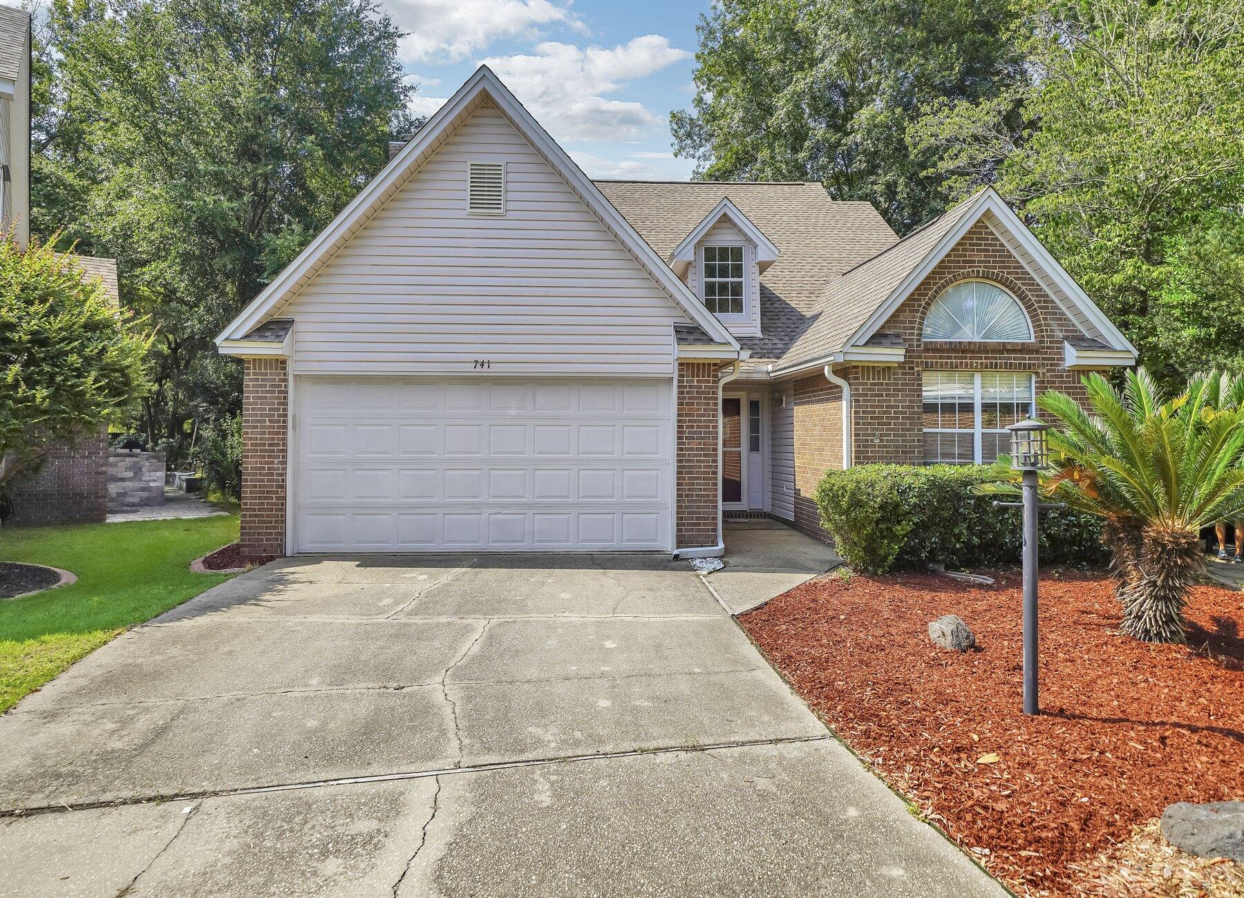 FAIRWAY LAKES PH 2 - Residential