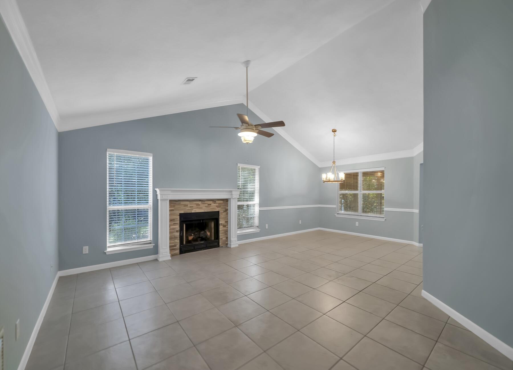 FAIRWAY LAKES PH 2 - Residential