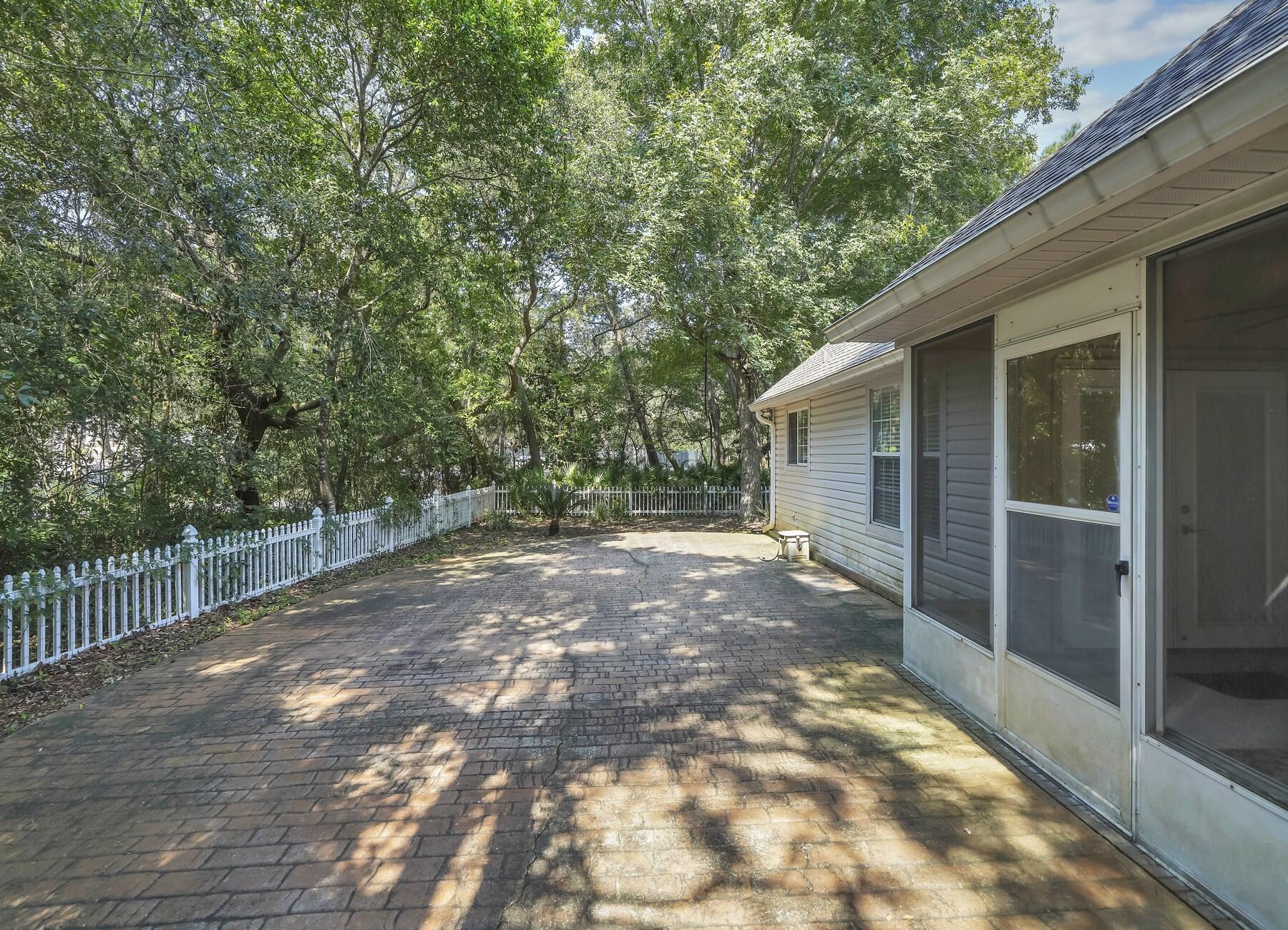 FAIRWAY LAKES PH 2 - Residential