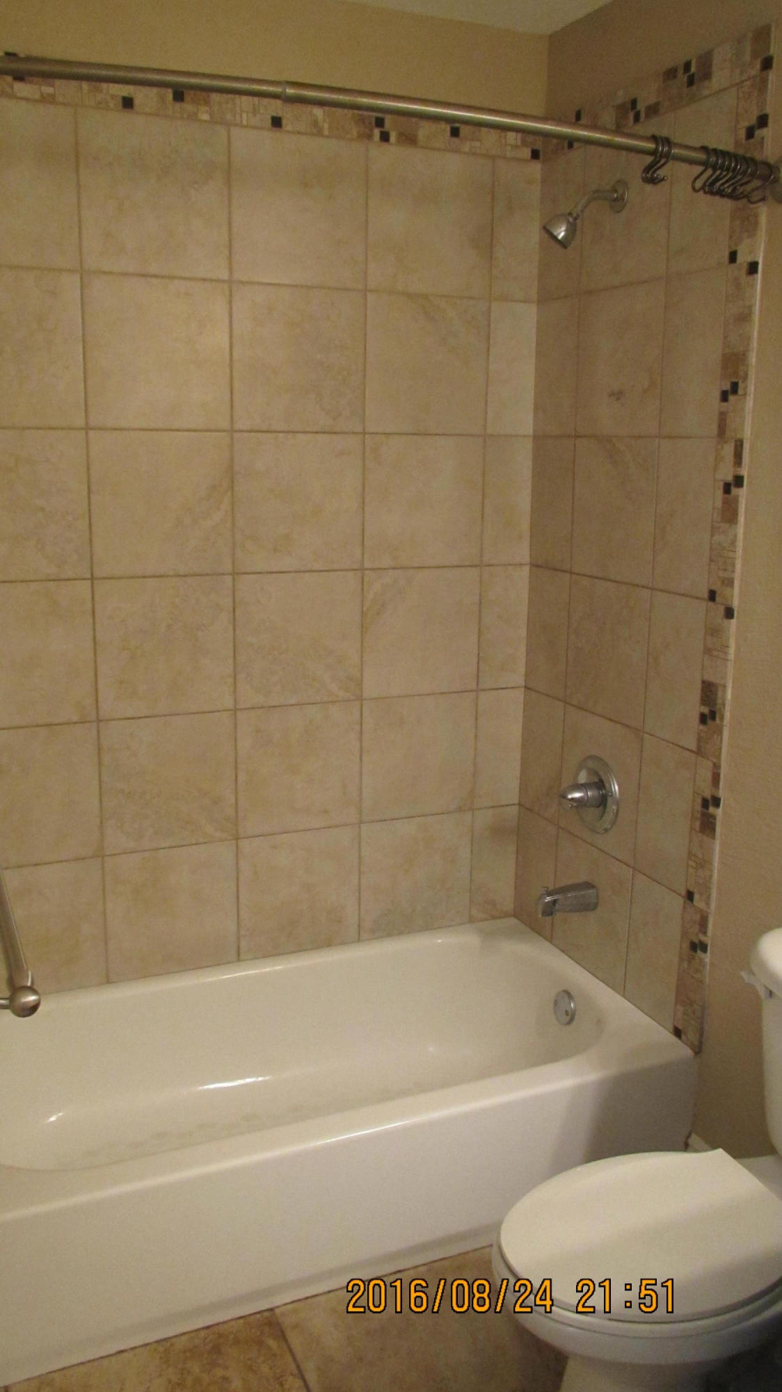 BAYWOOD T/H - Residential Lease