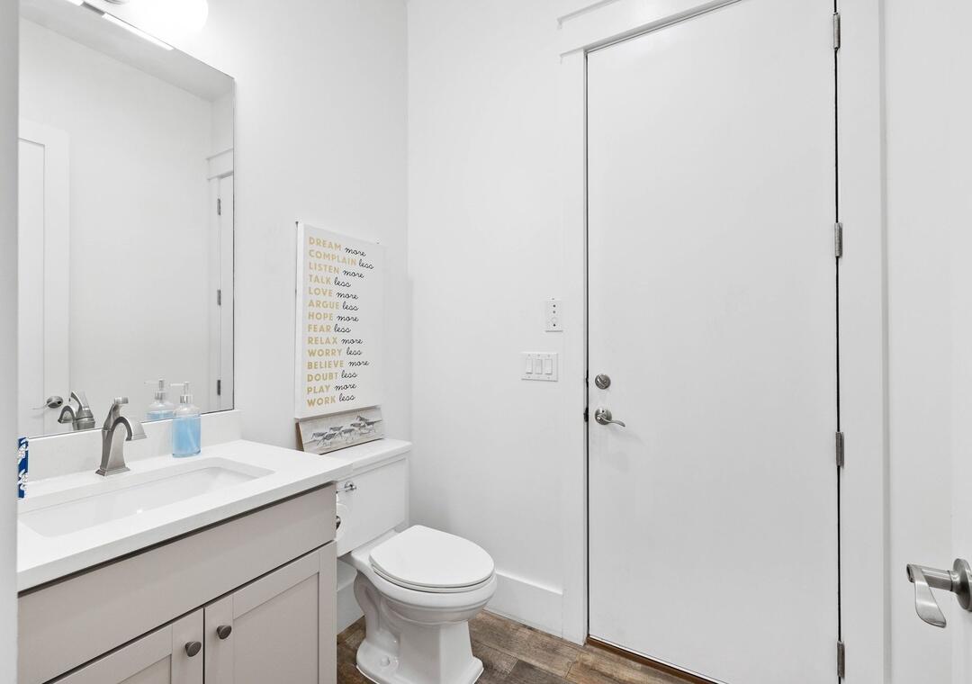 SNOW DRIFT BEACH - Residential