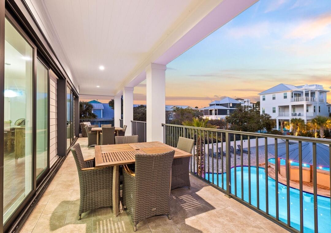 SNOW DRIFT BEACH - Residential