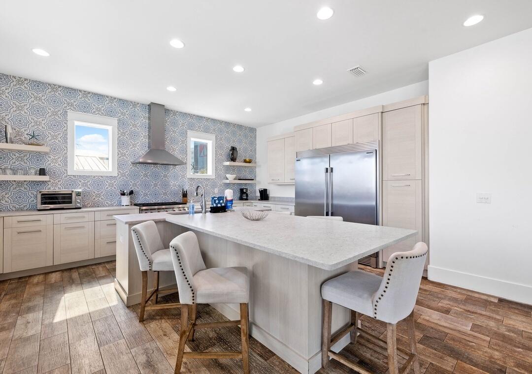 SNOW DRIFT BEACH - Residential