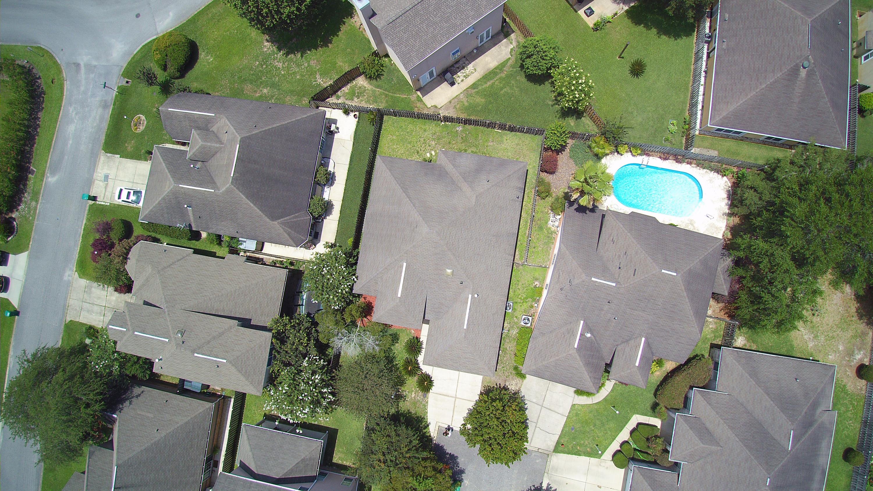 NORTHRIDGE - Residential