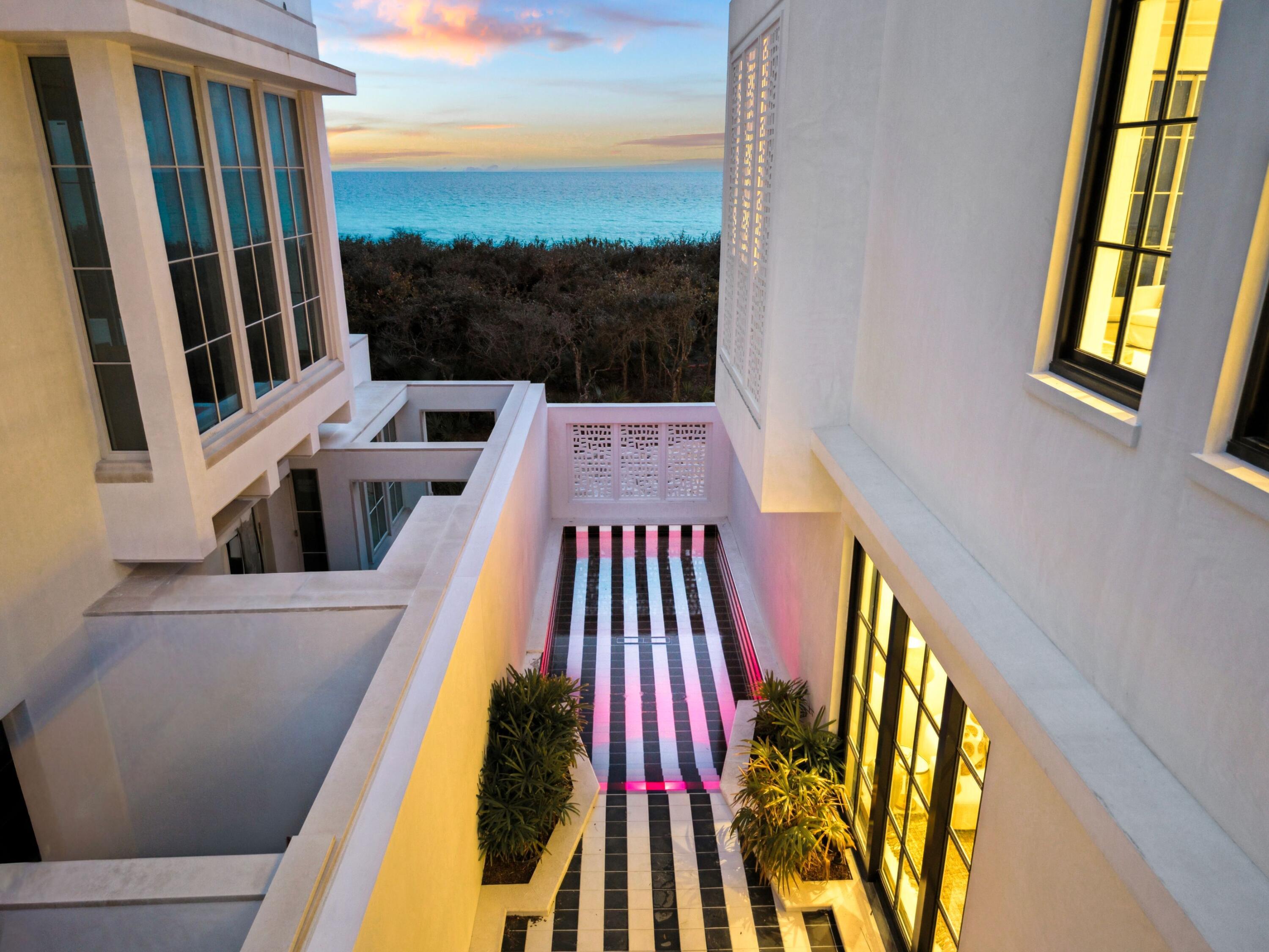 ALYS BEACH - Residential