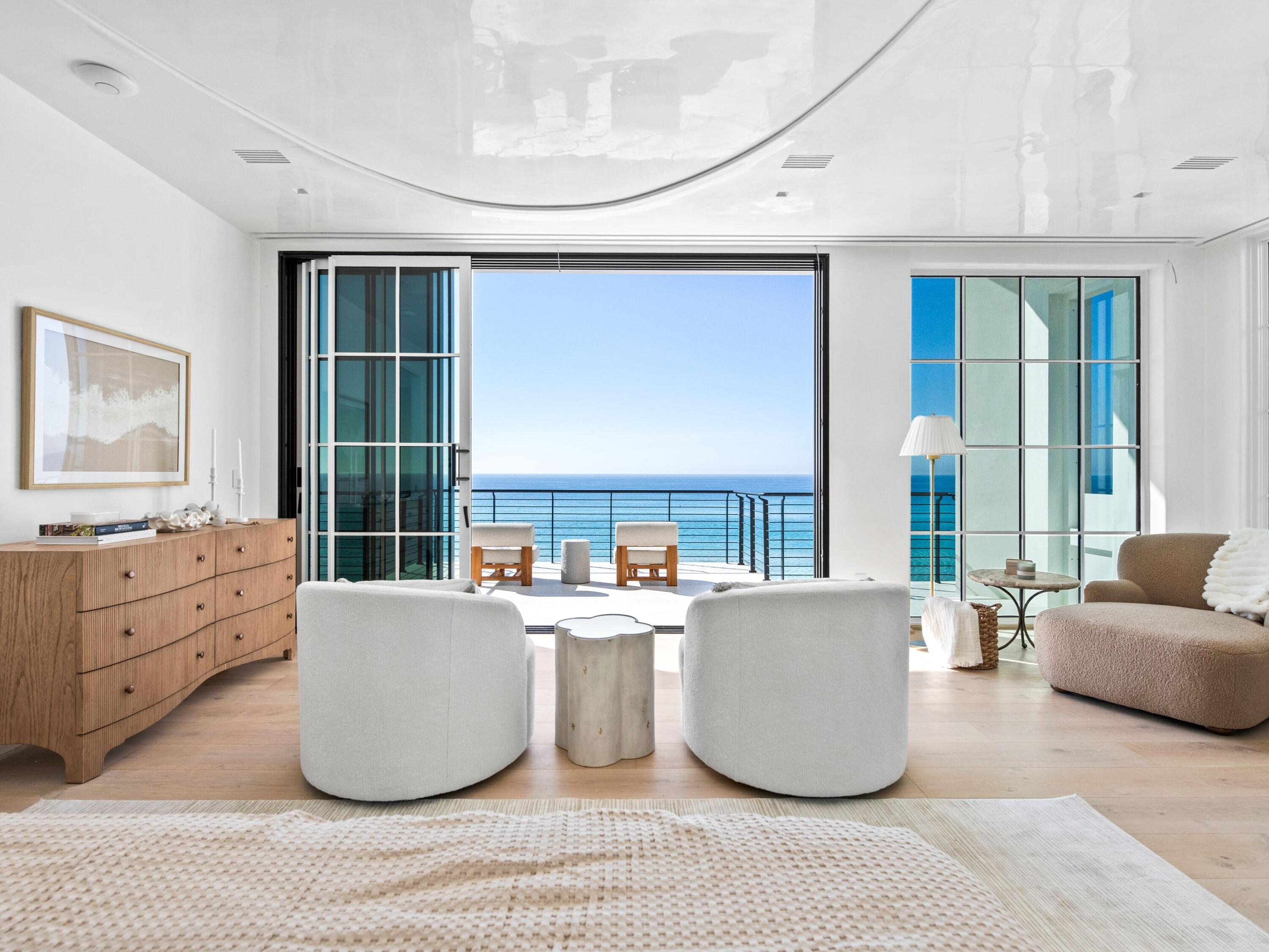 ALYS BEACH - Residential