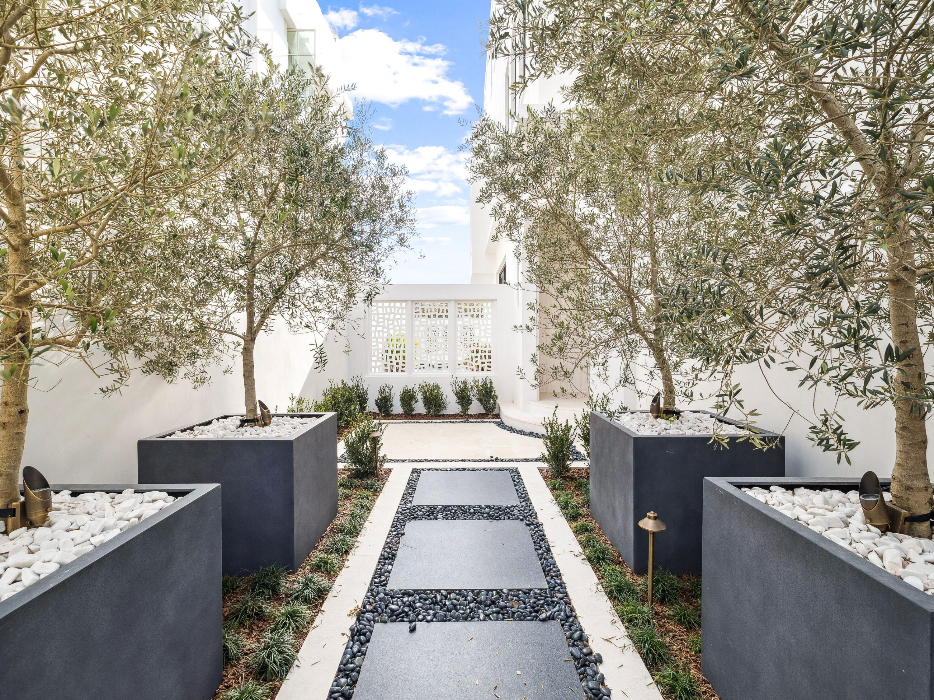 ALYS BEACH - Residential