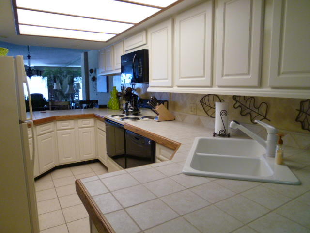 INLET REEF CLUB CONDO - Residential