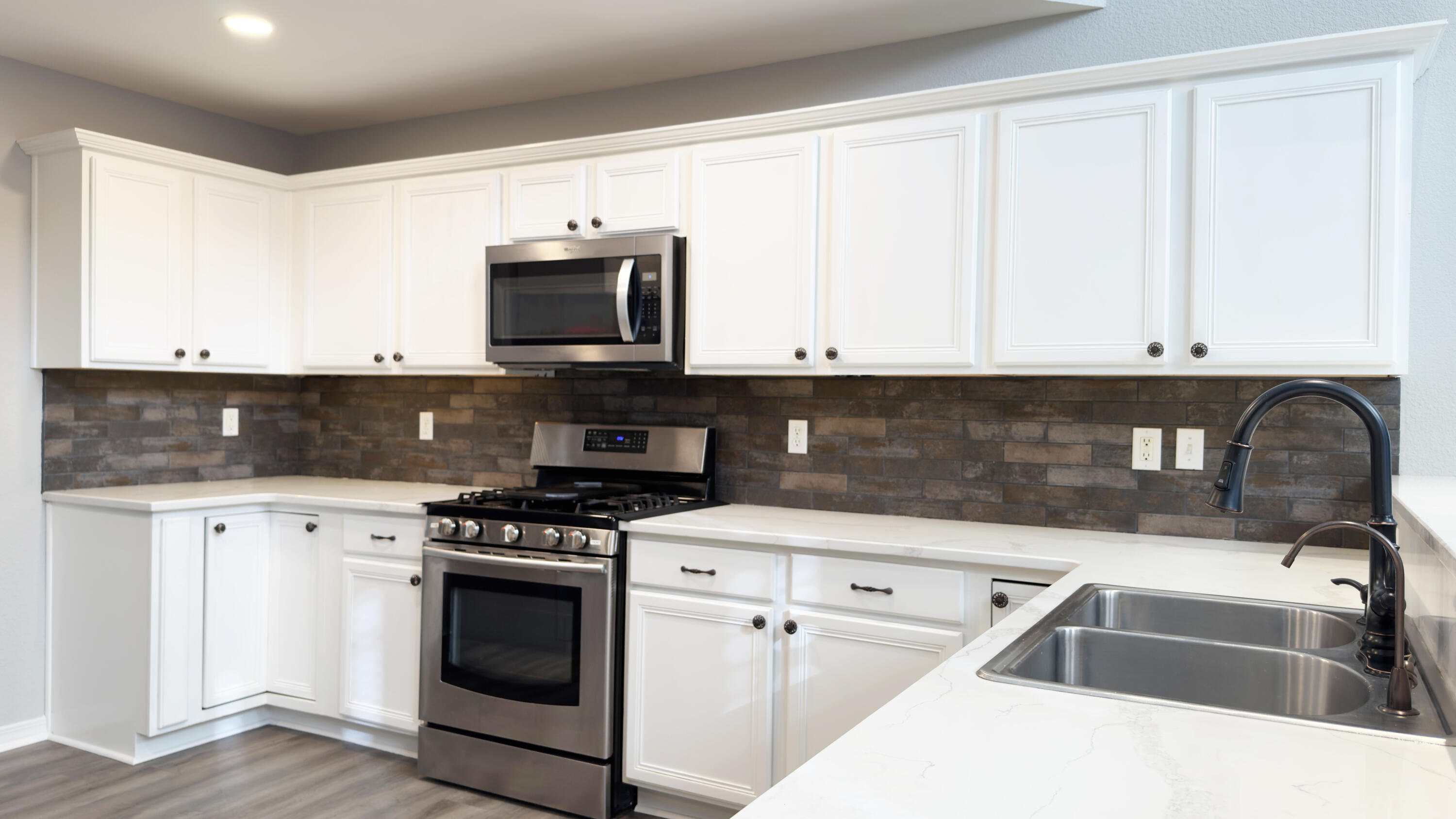 DRIFTWOOD ESTATES - Residential