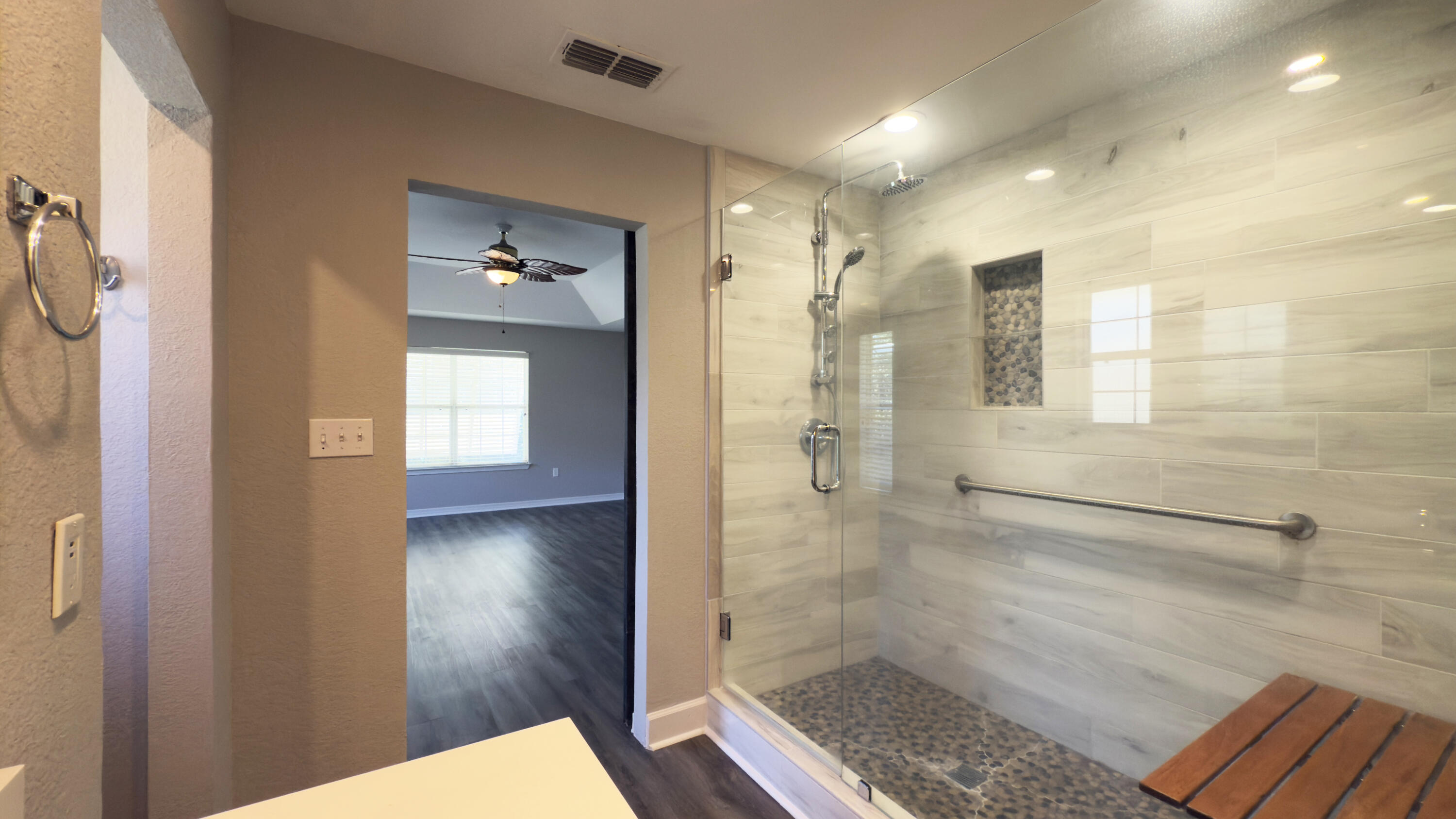 DRIFTWOOD ESTATES - Residential