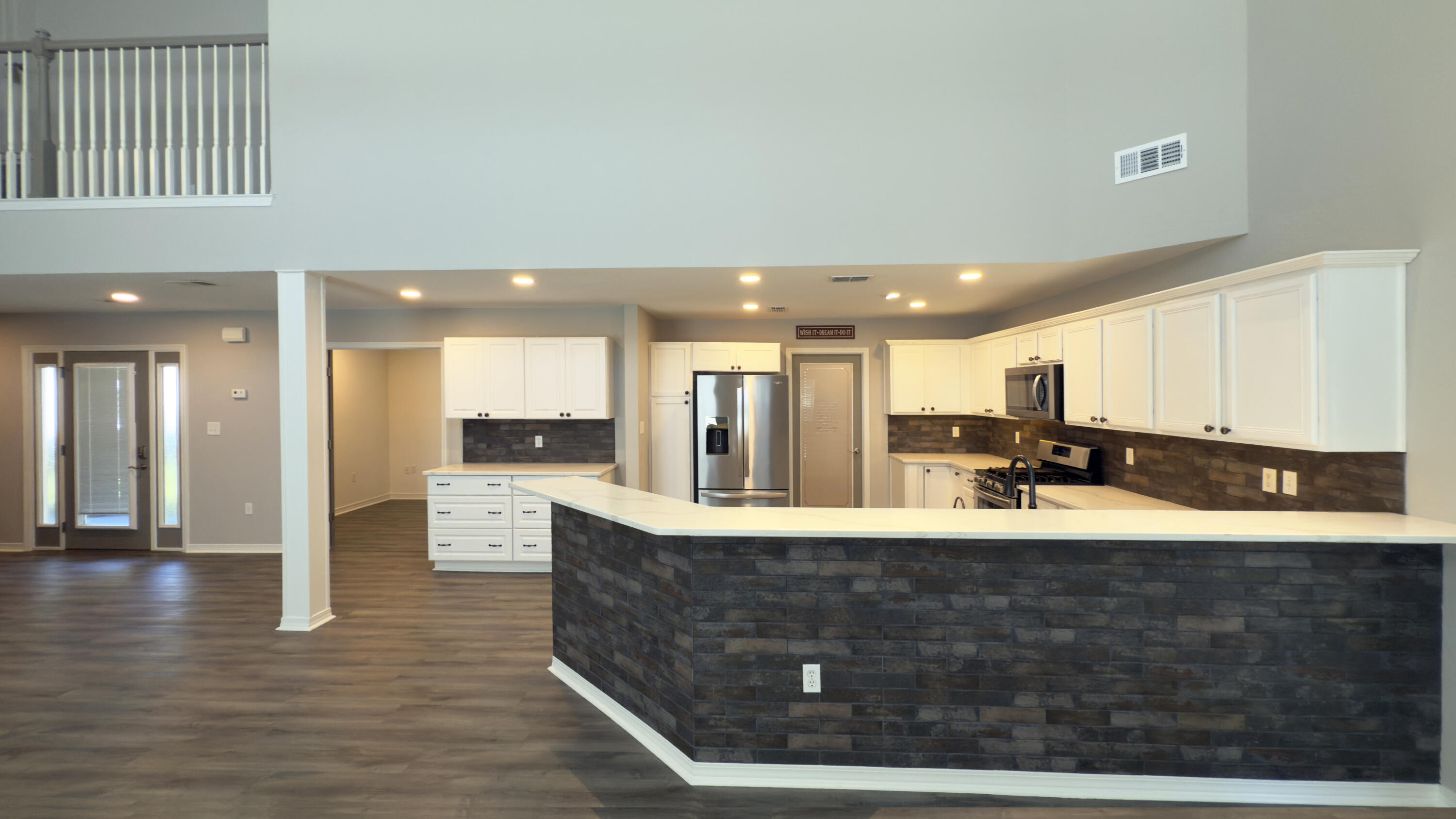 DRIFTWOOD ESTATES - Residential