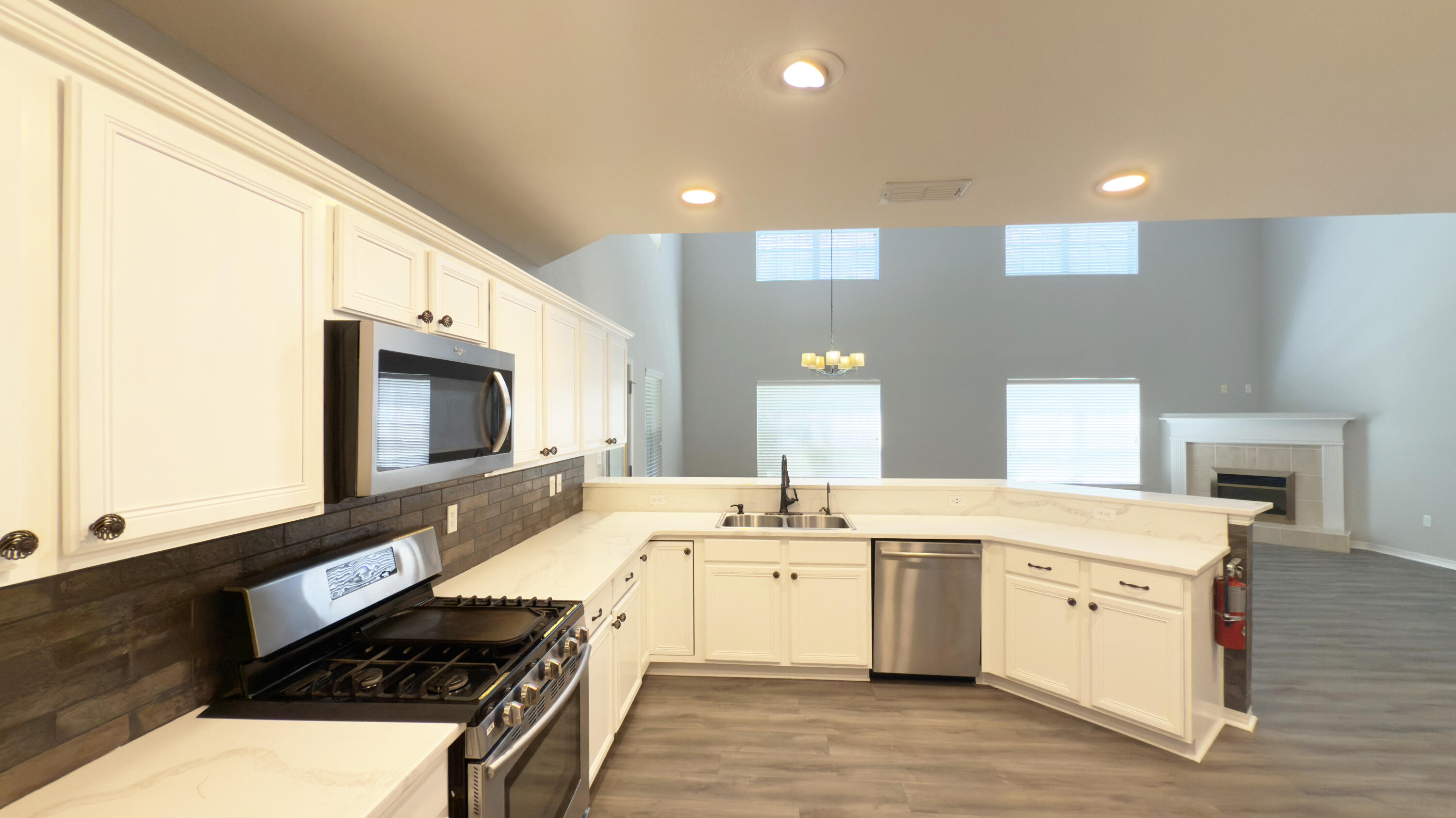 DRIFTWOOD ESTATES - Residential