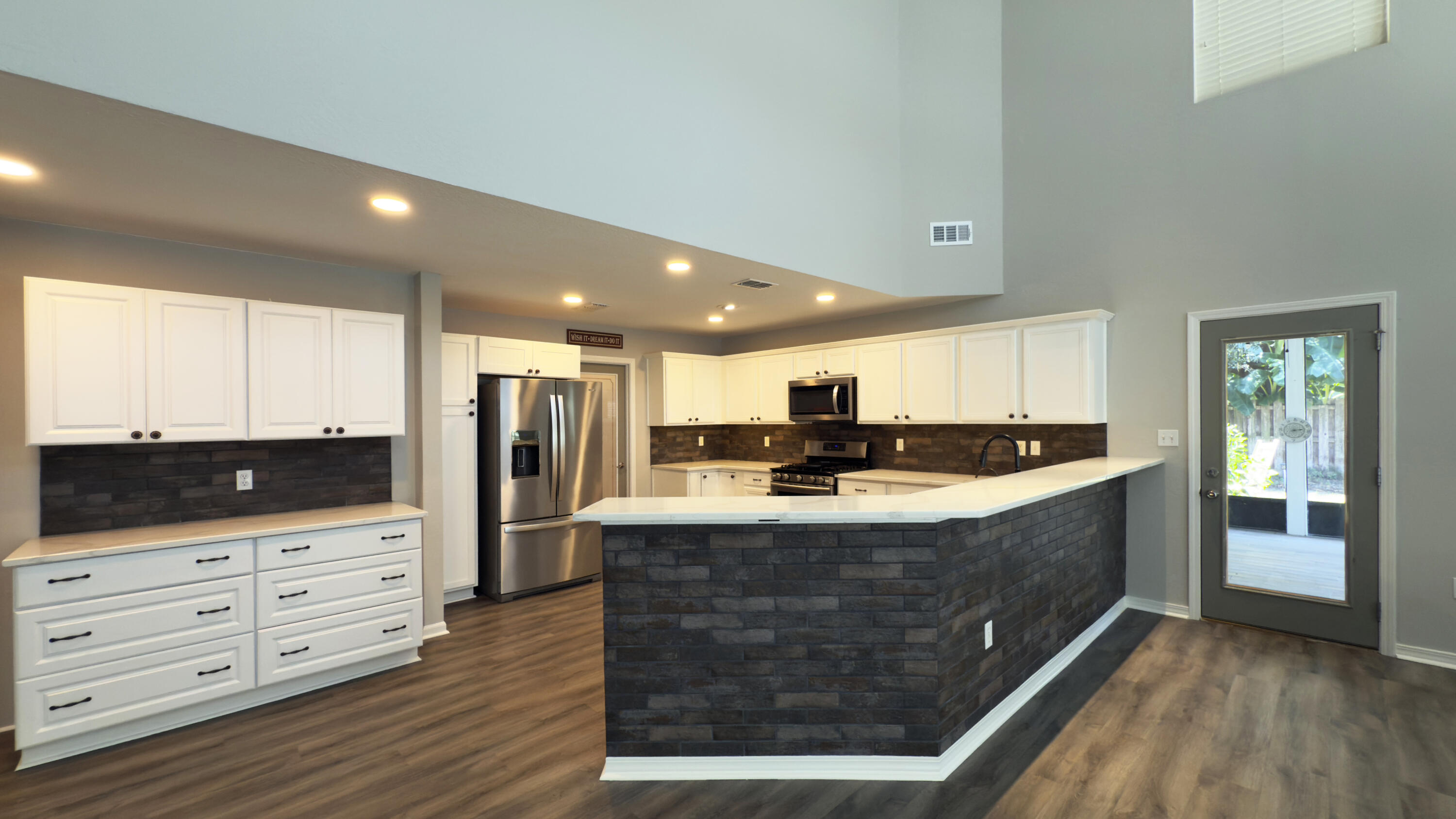 DRIFTWOOD ESTATES - Residential