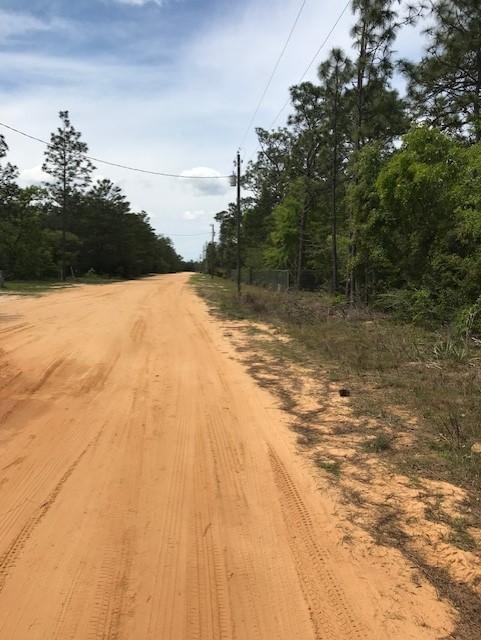 METES & BOUNDS - Land