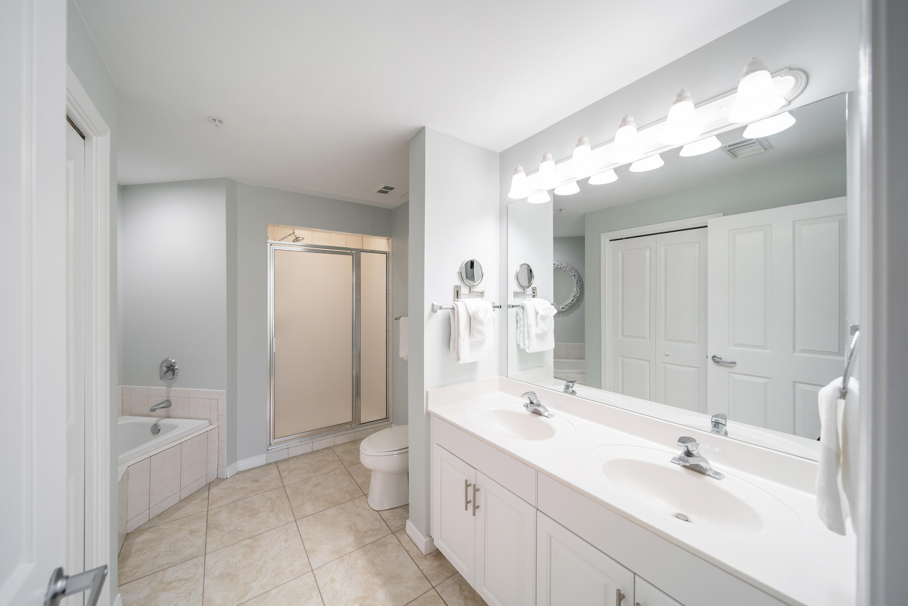 DESTIN WEST BEACH & BAY RESORT - Residential