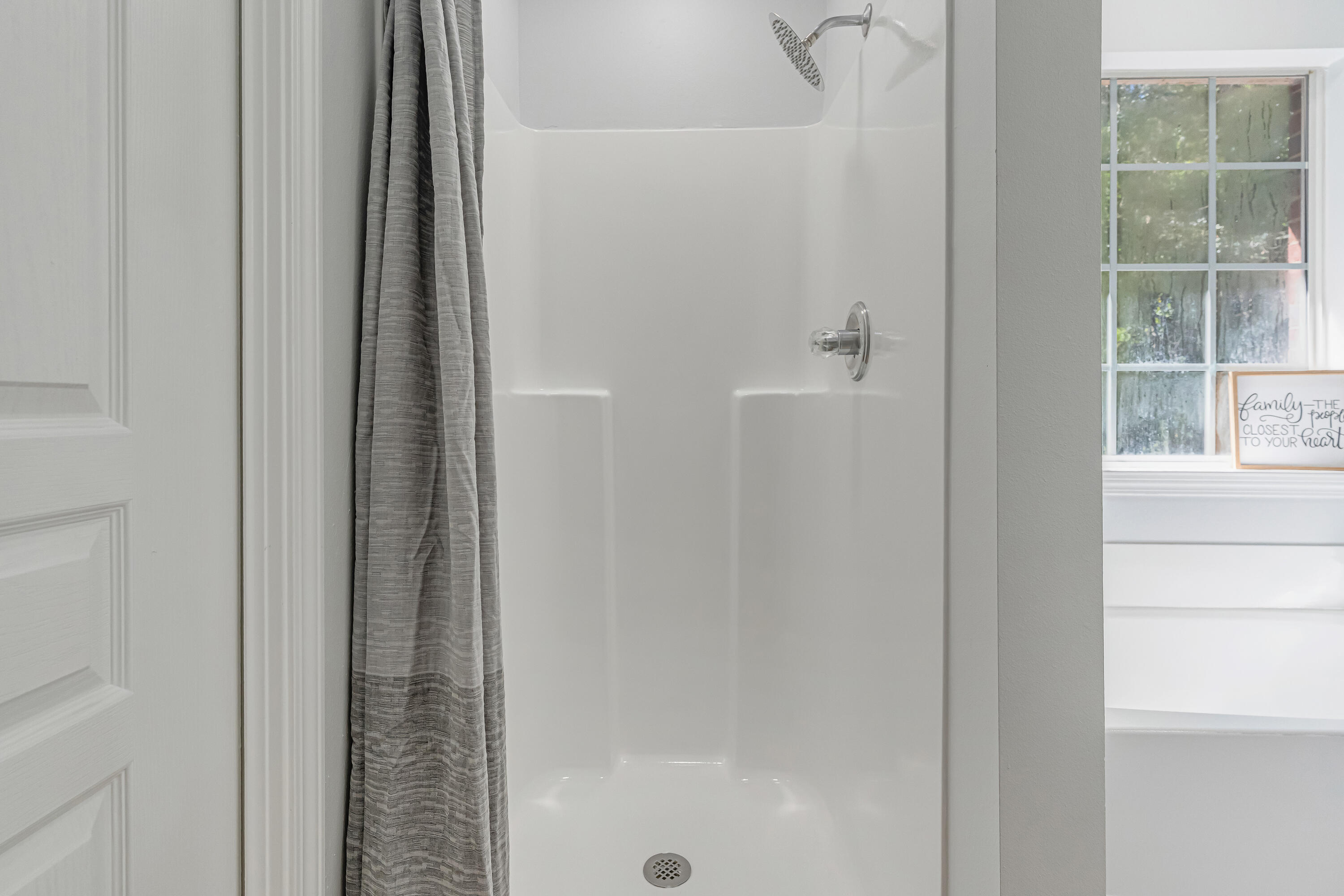 RIVERCHASE PH I - Residential