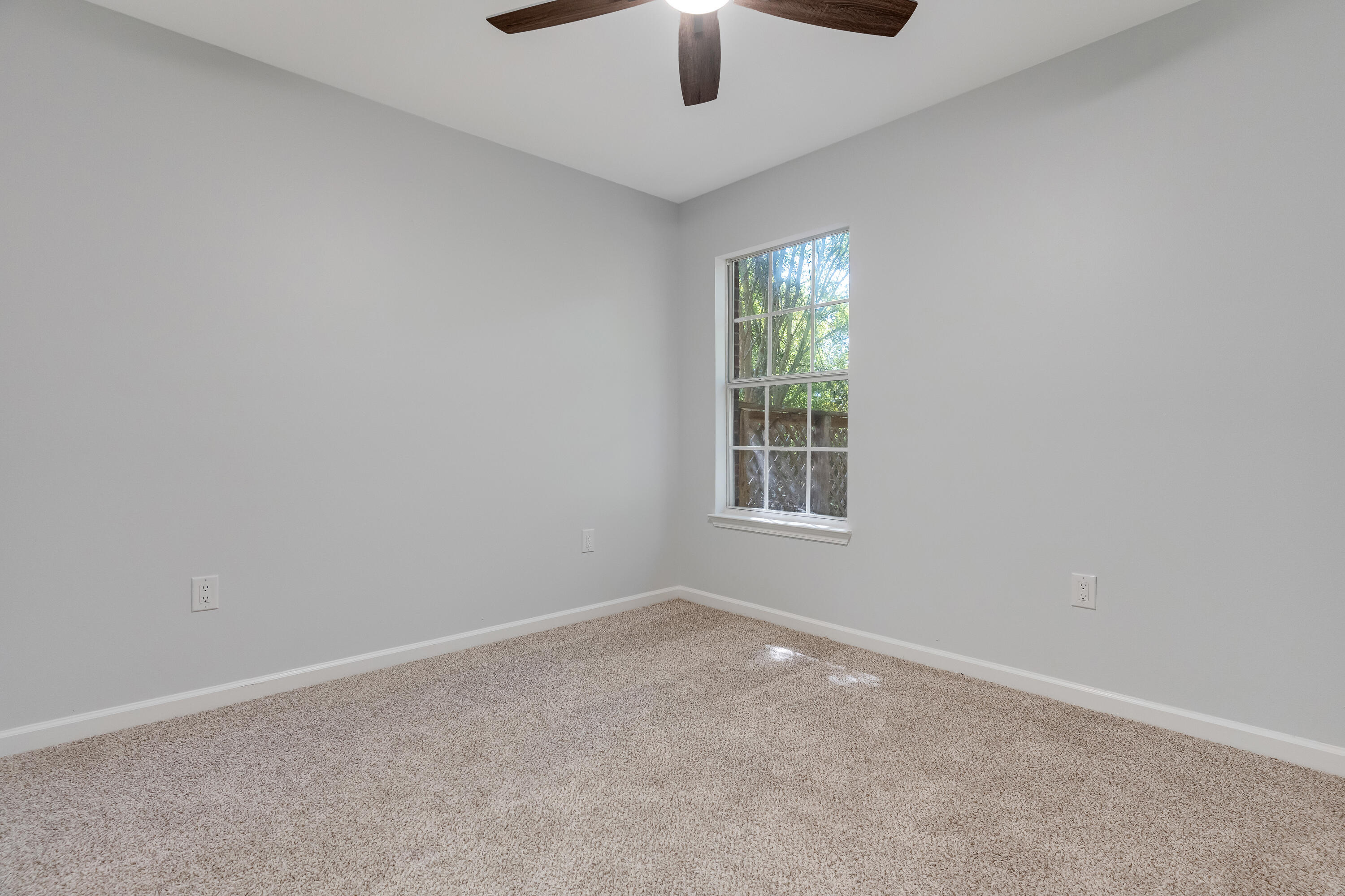 RIVERCHASE PH I - Residential