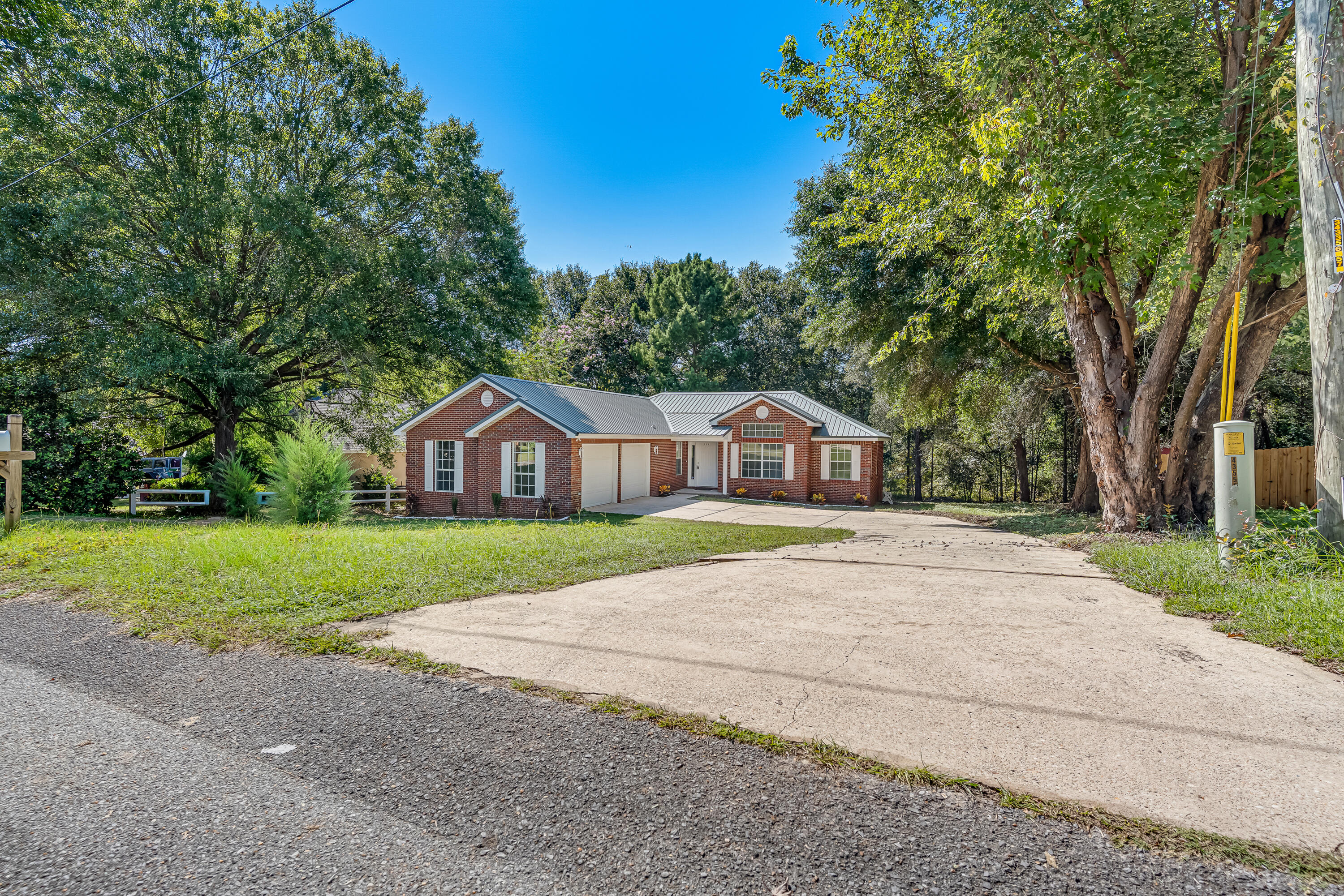 RIVERCHASE PH I - Residential