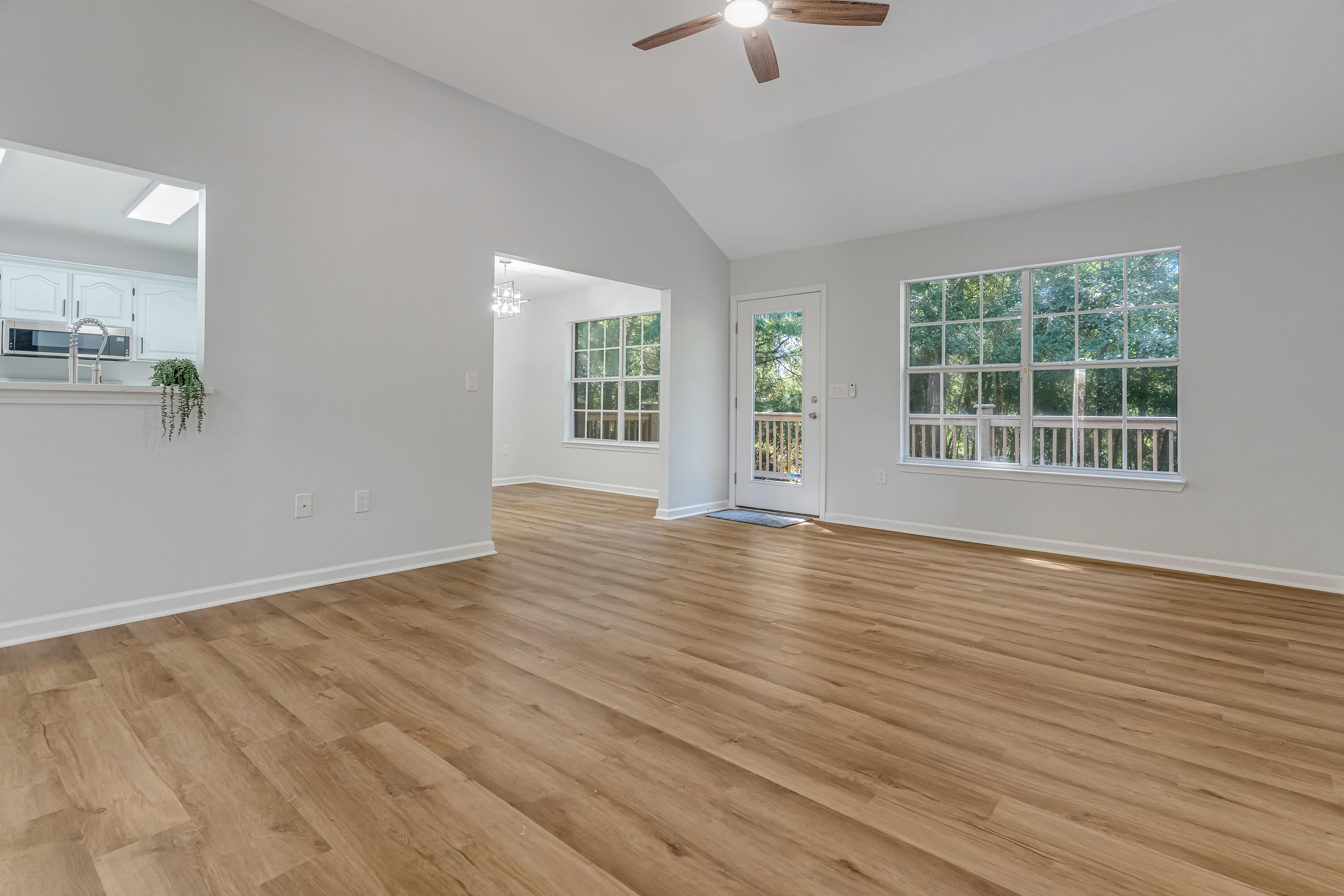 RIVERCHASE PH I - Residential