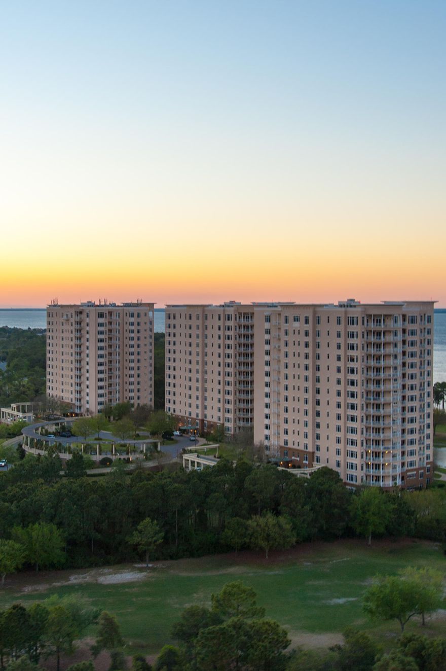 Well appointed Castleton unit with upgraded carpet in the bedrooms and plantation shutters throughout. Modern light fixtures and Hunter Douglas blinds throughout the living area are a nice added touch to this residence.