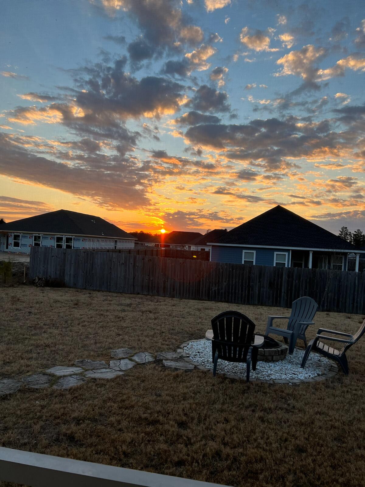 CROSS CREEK - Residential