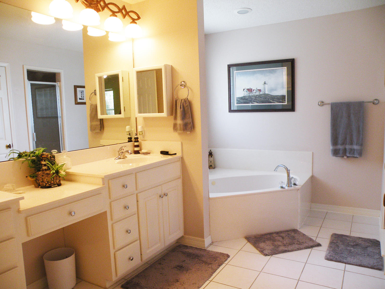 DANA POINTE - Residential