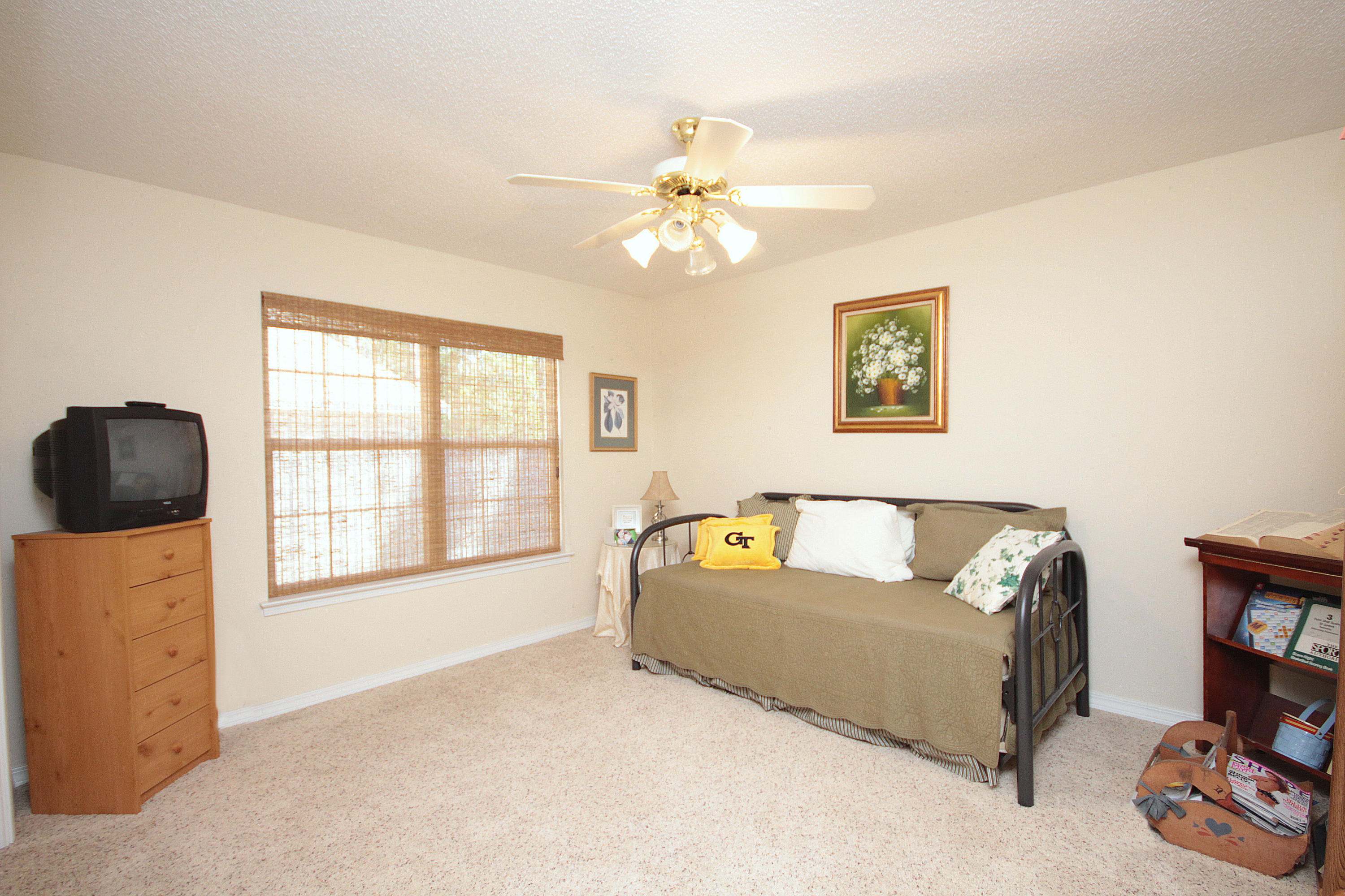 DANA POINTE - Residential