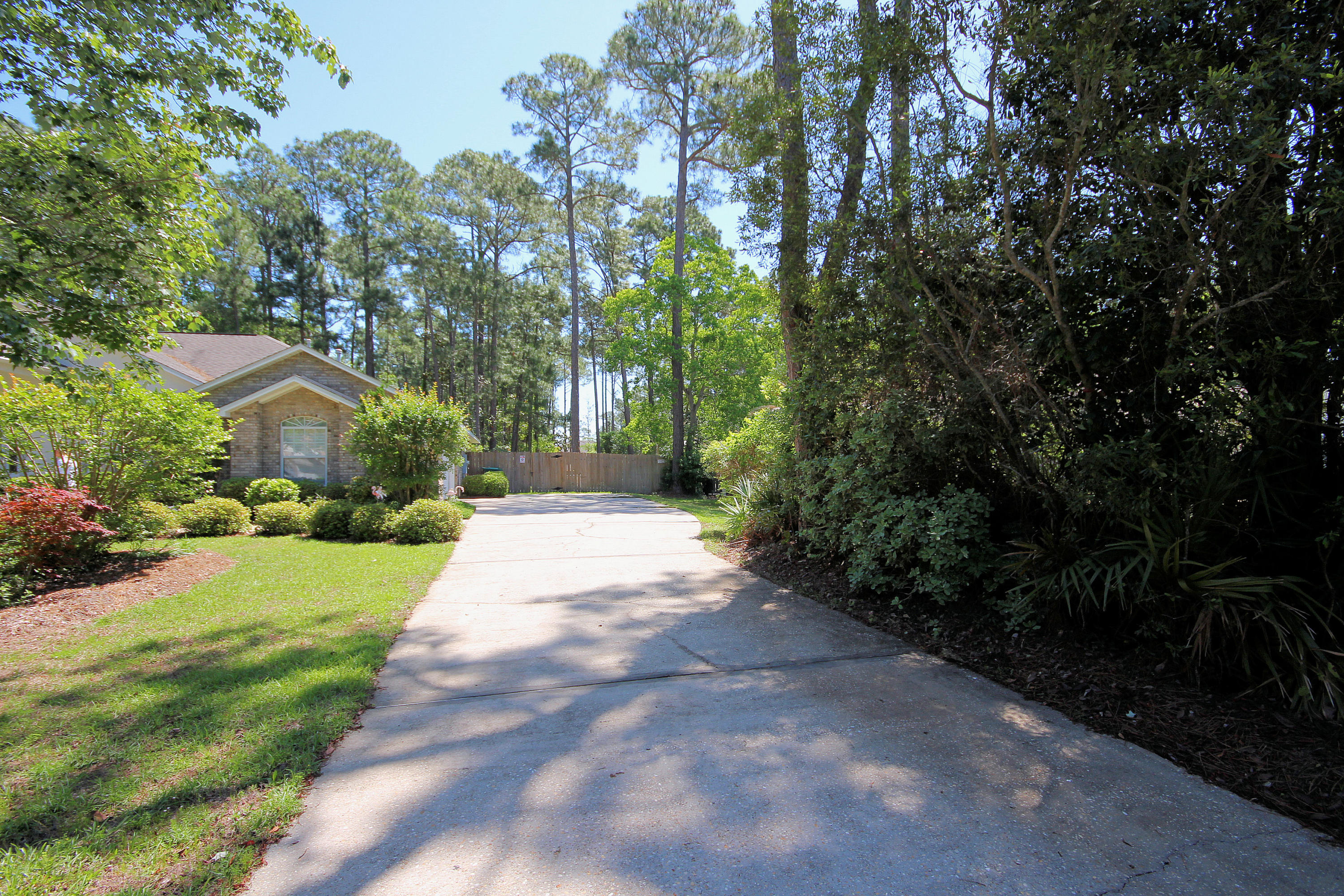 DANA POINTE - Residential