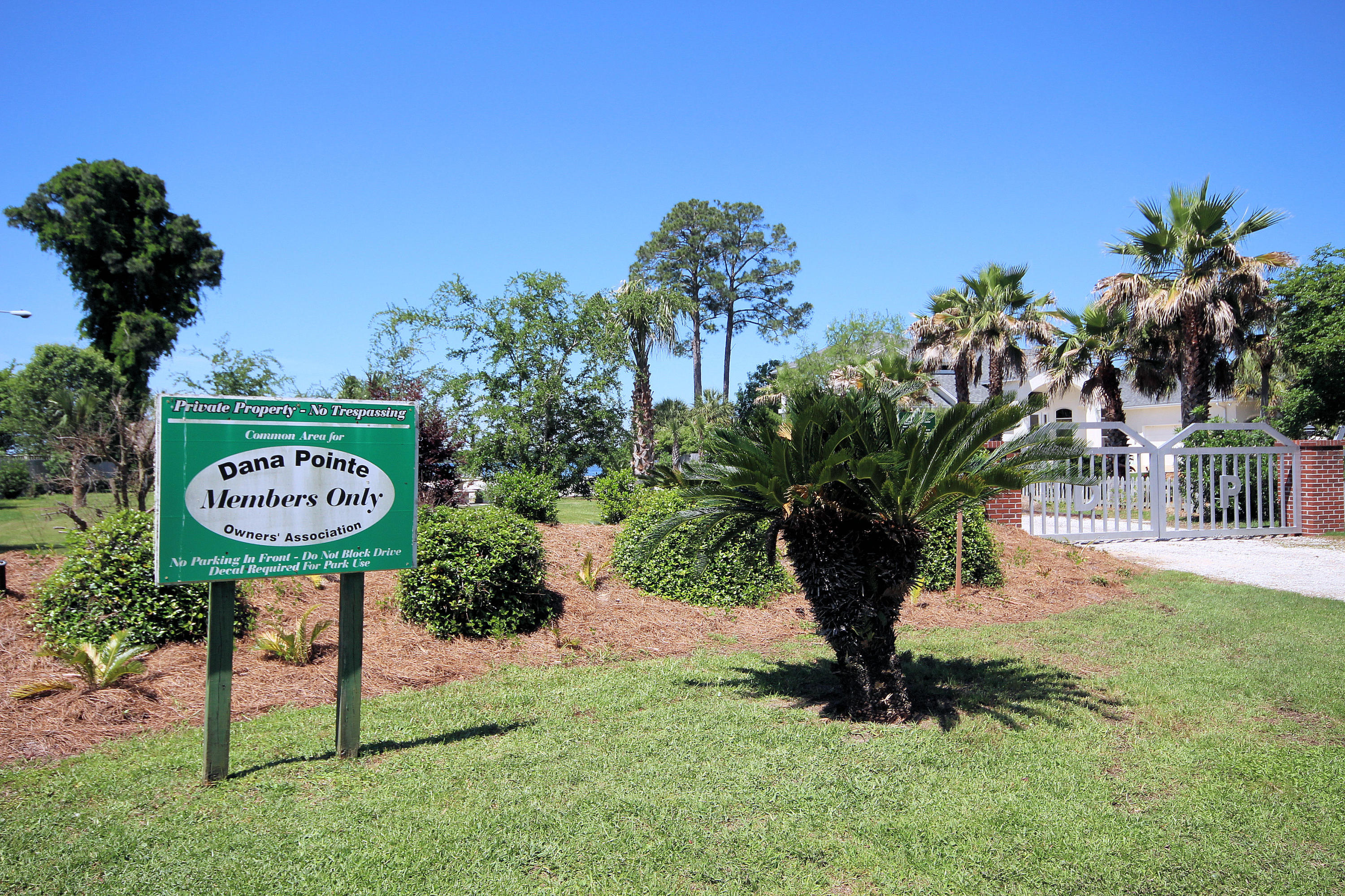 DANA POINTE - Residential