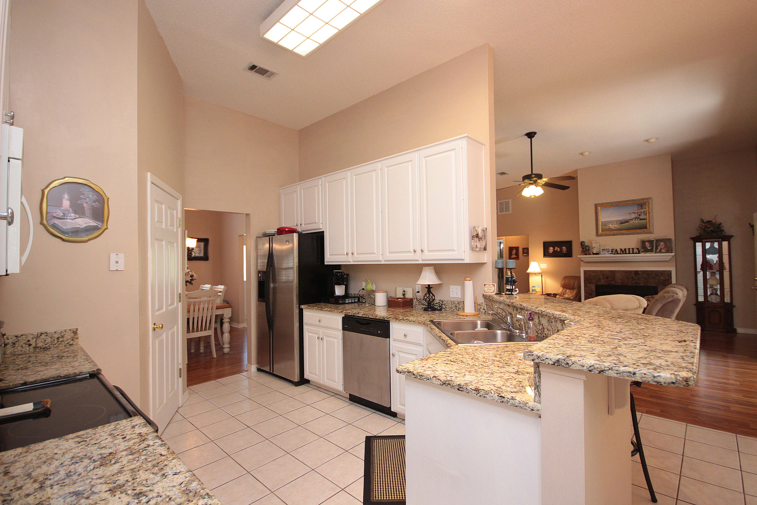 DANA POINTE - Residential