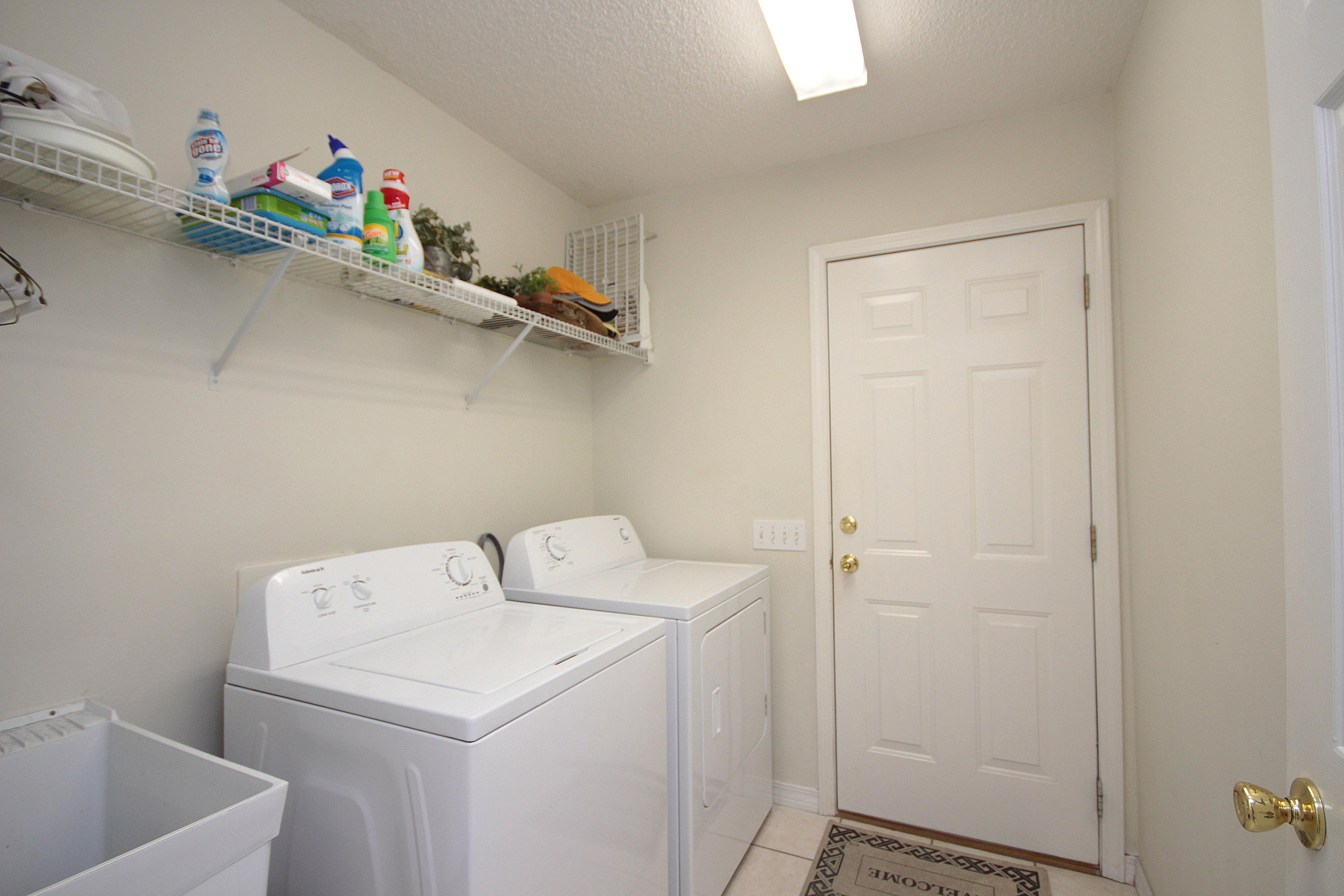 DANA POINTE - Residential