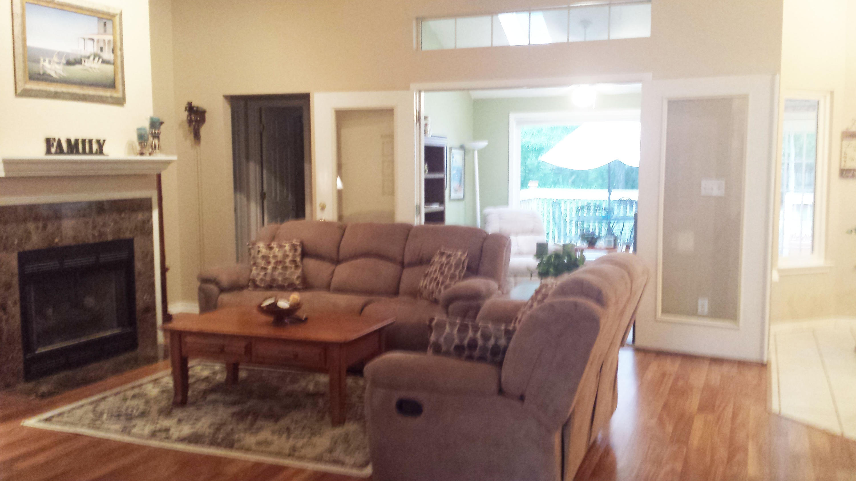 DANA POINTE - Residential