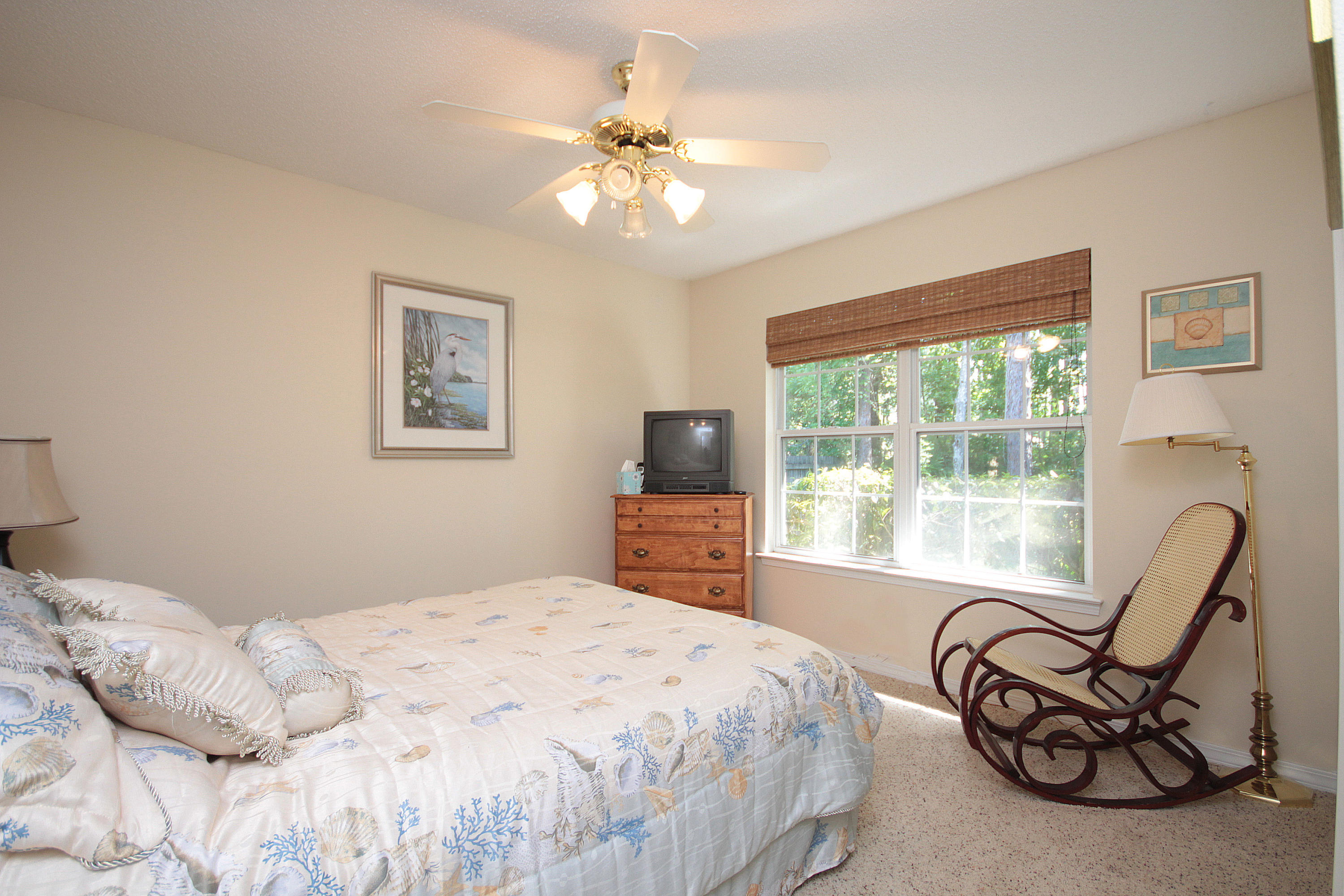 DANA POINTE - Residential