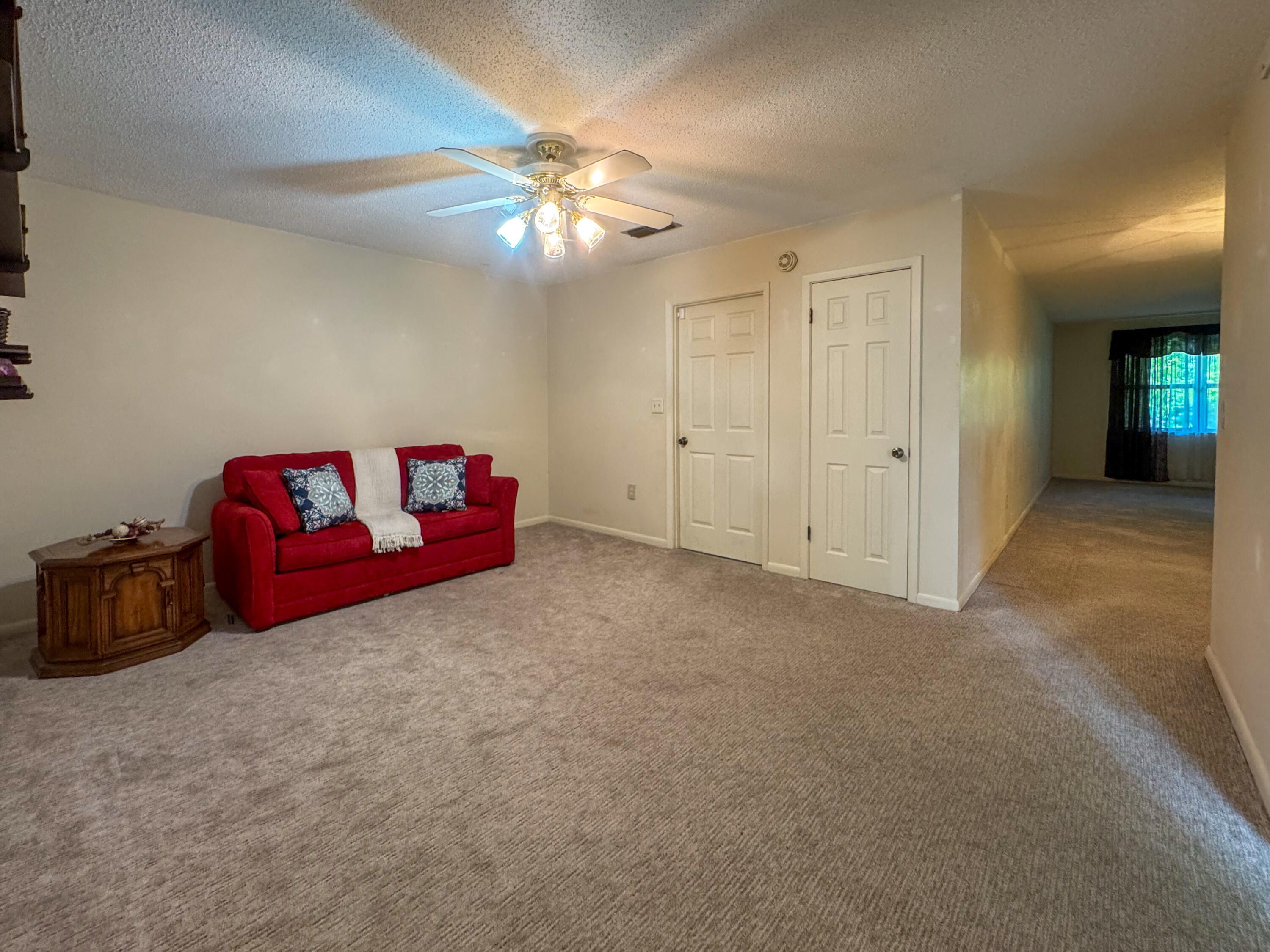 PORT DIXIE S1/2 OF LOTS 26 TO 28 BLK 32 - Residential