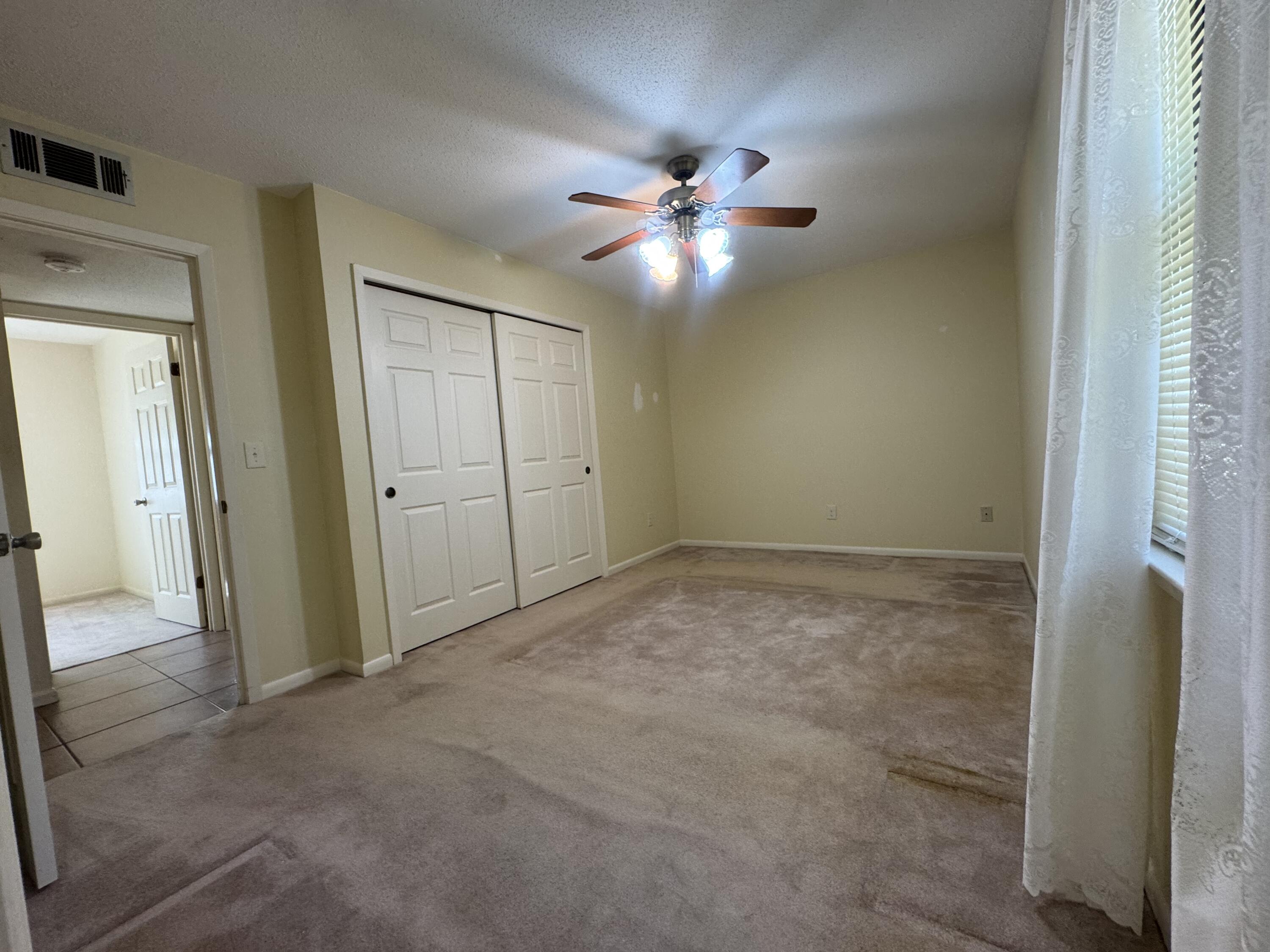 PORT DIXIE S1/2 OF LOTS 26 TO 28 BLK 32 - Residential