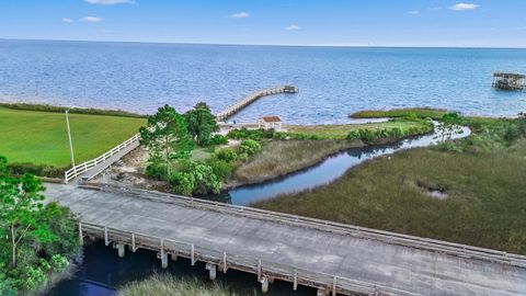 A home in Gulf Breeze