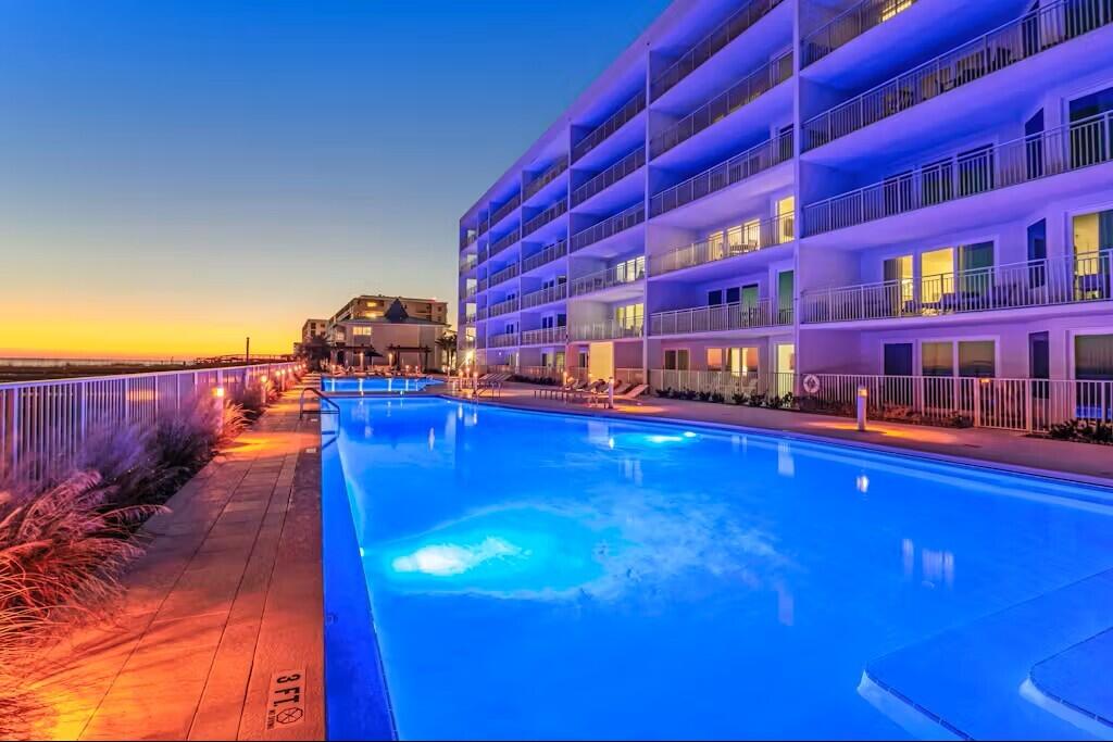 BLU Condo - Residential