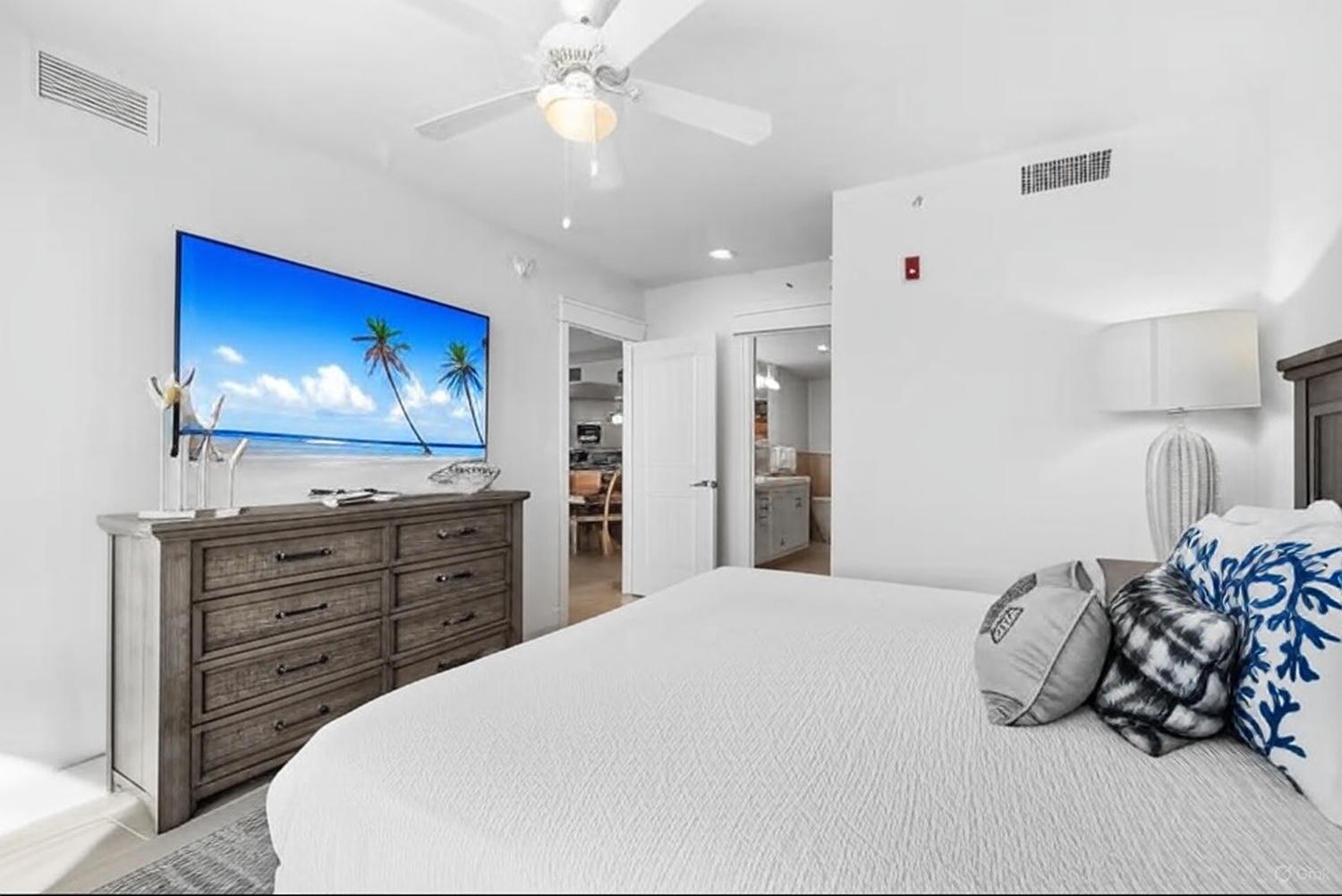 BLU Condo - Residential